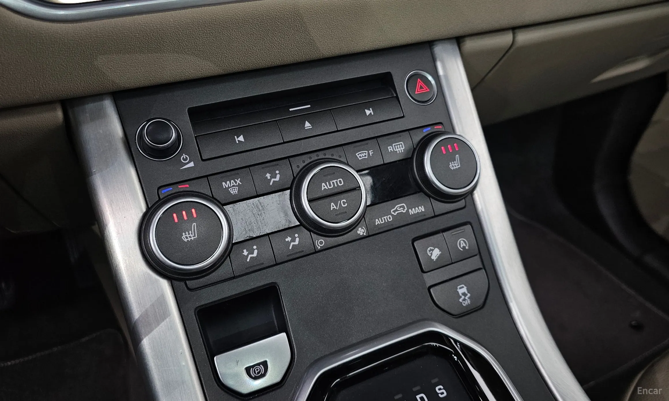Land Rover Range Rover Evoque превью 17