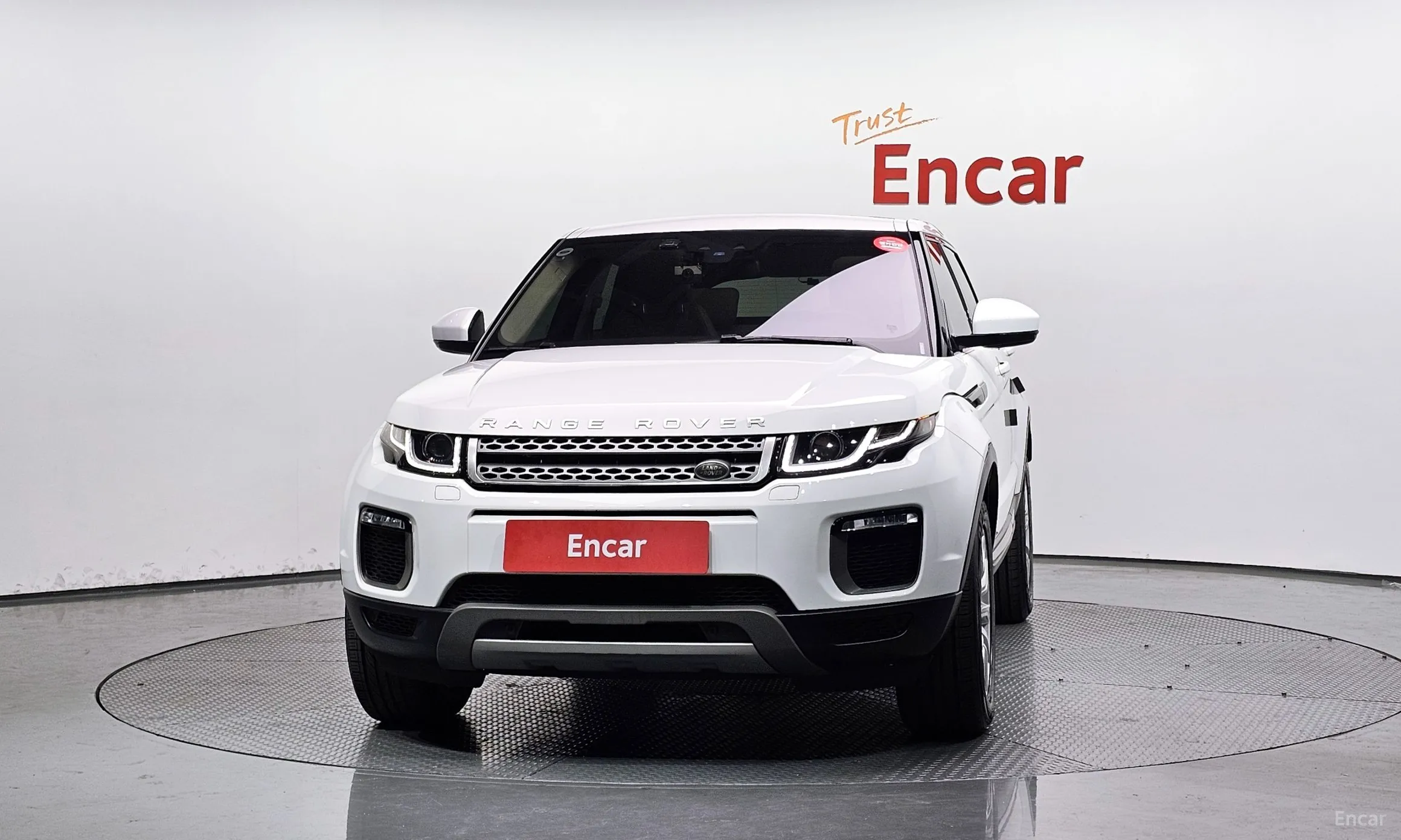 Land Rover Range Rover Evoque превью 3