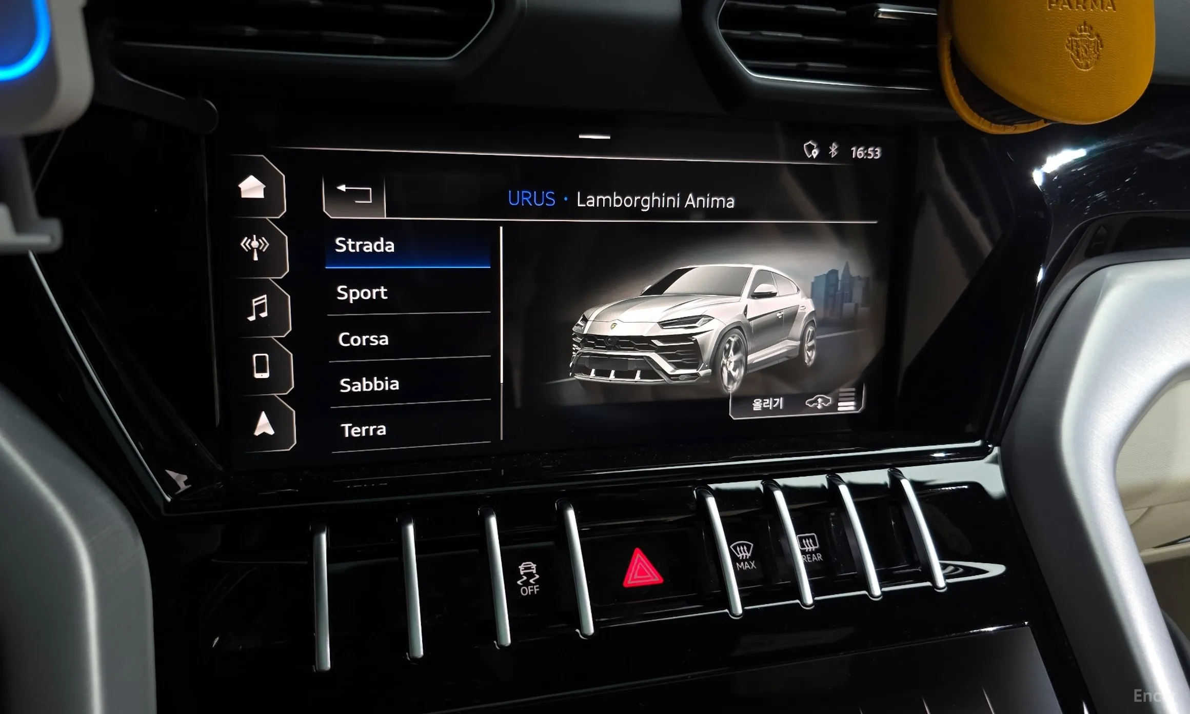 Lamborghini Urus превью 18