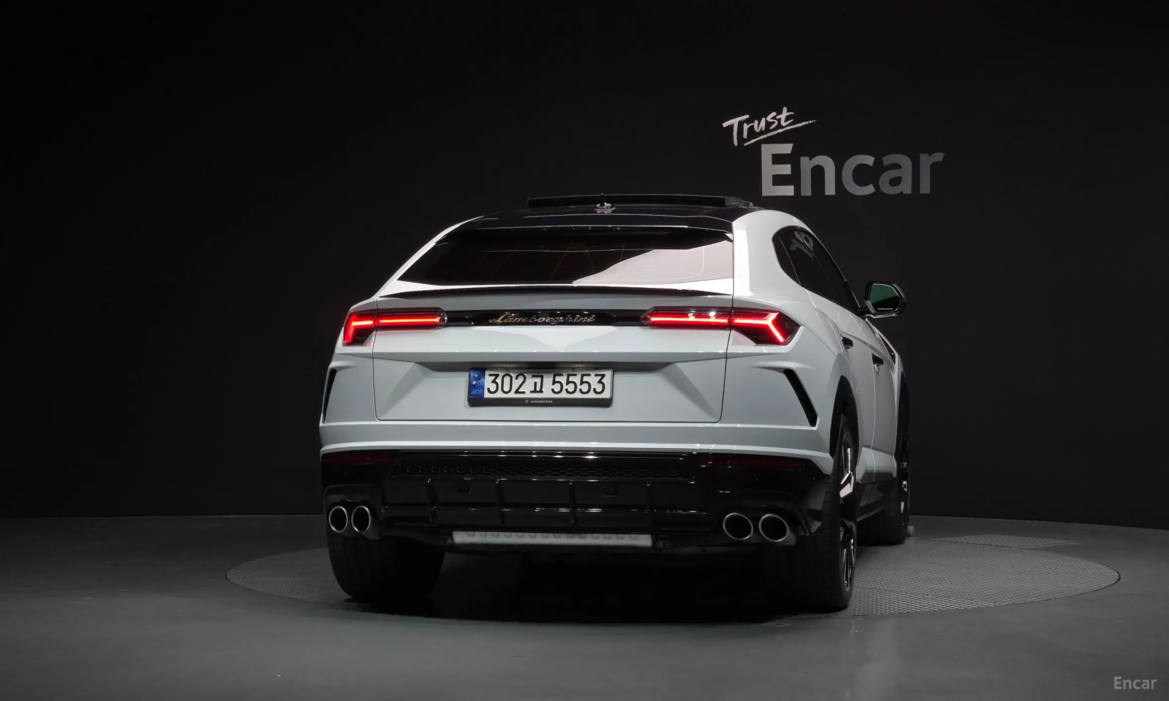 Lamborghini Urus превью 4