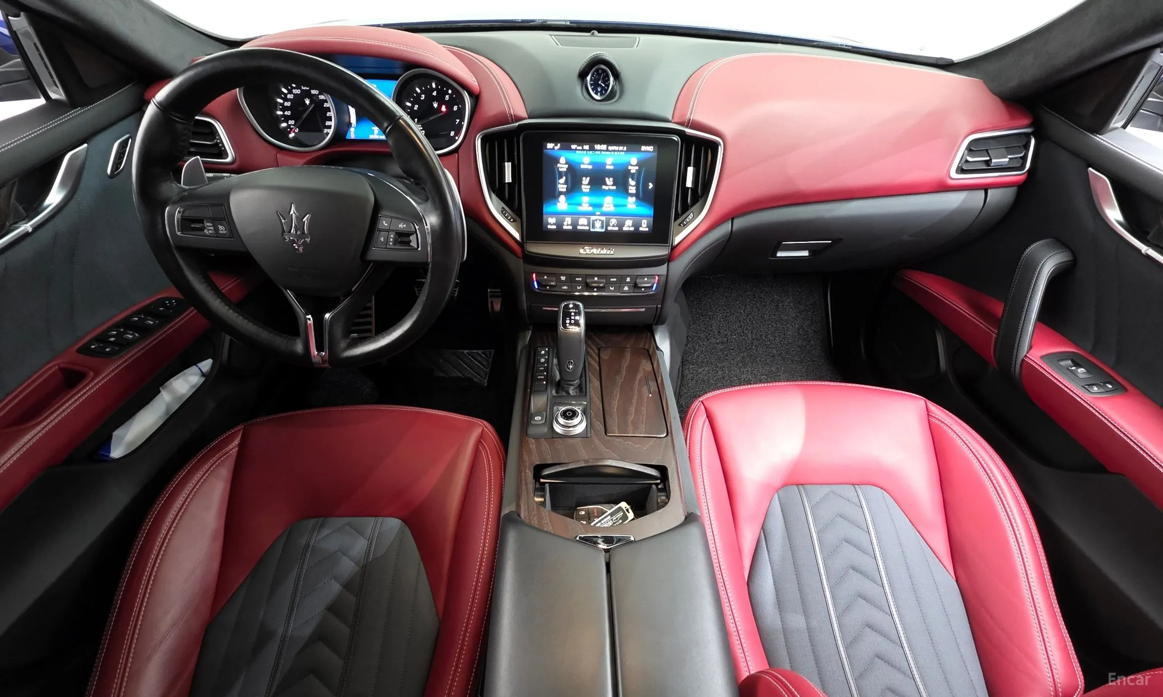 Maserati Ghibli превью 7