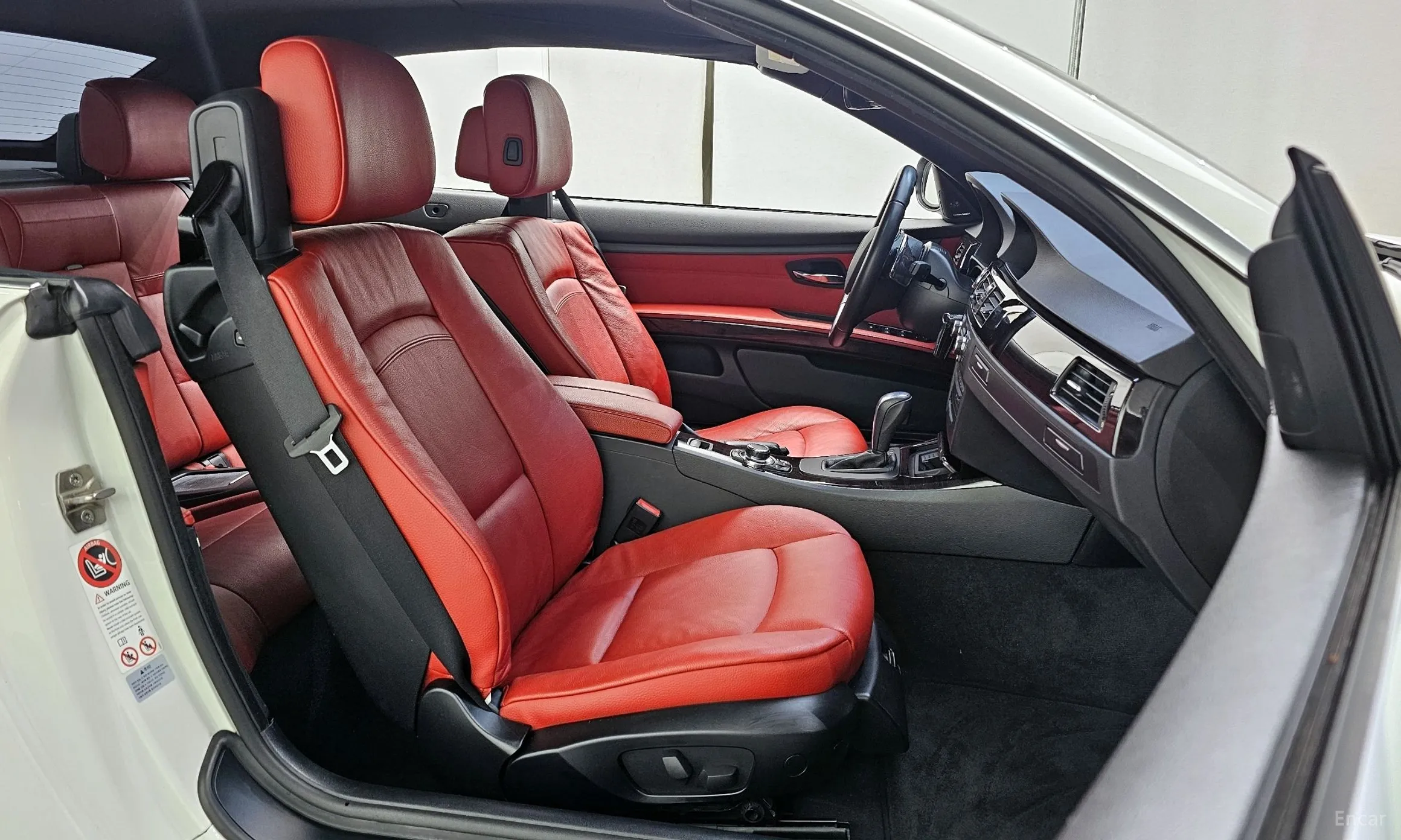 BMW 3 Series (E90) превью 11