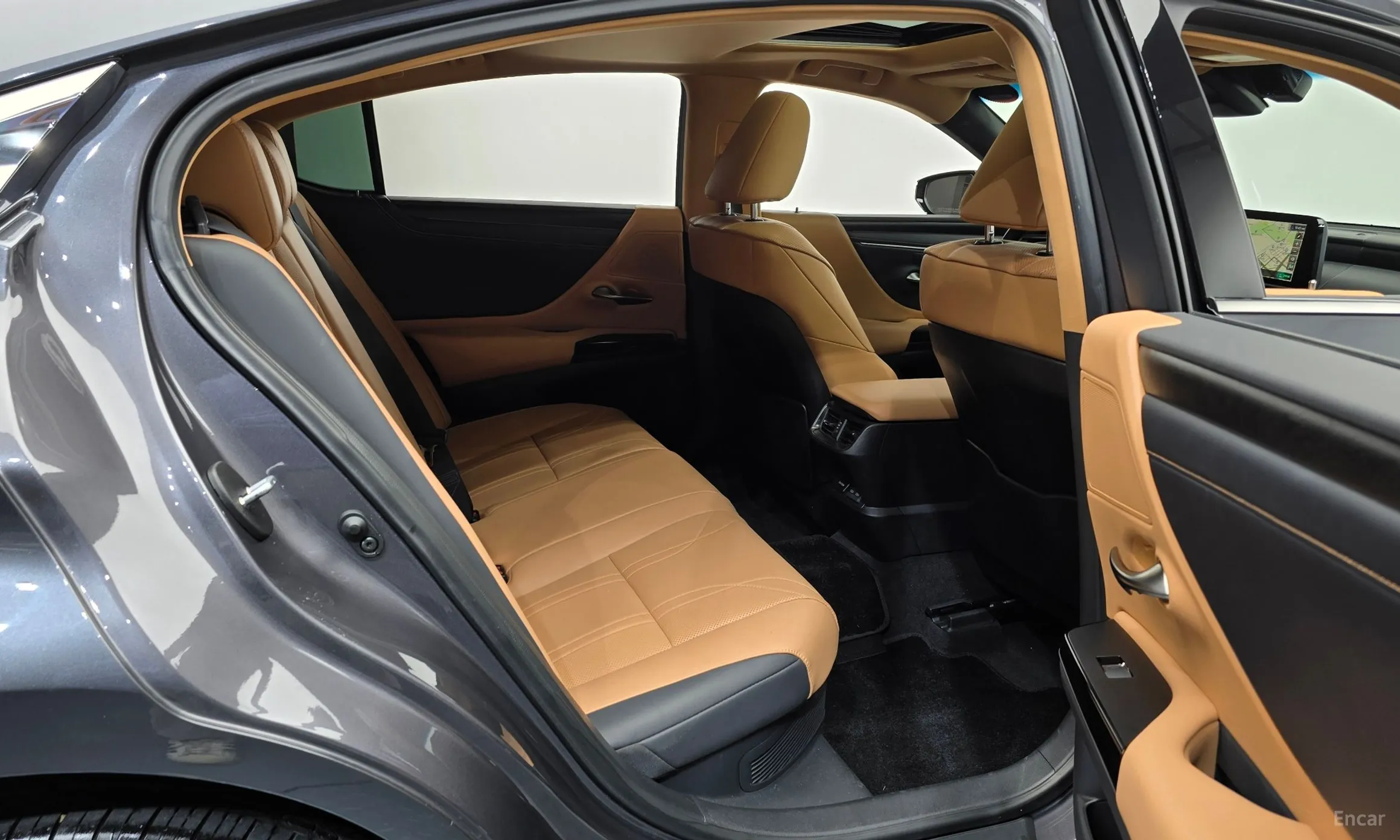 Lexus ES300h 7th Generation превью 12