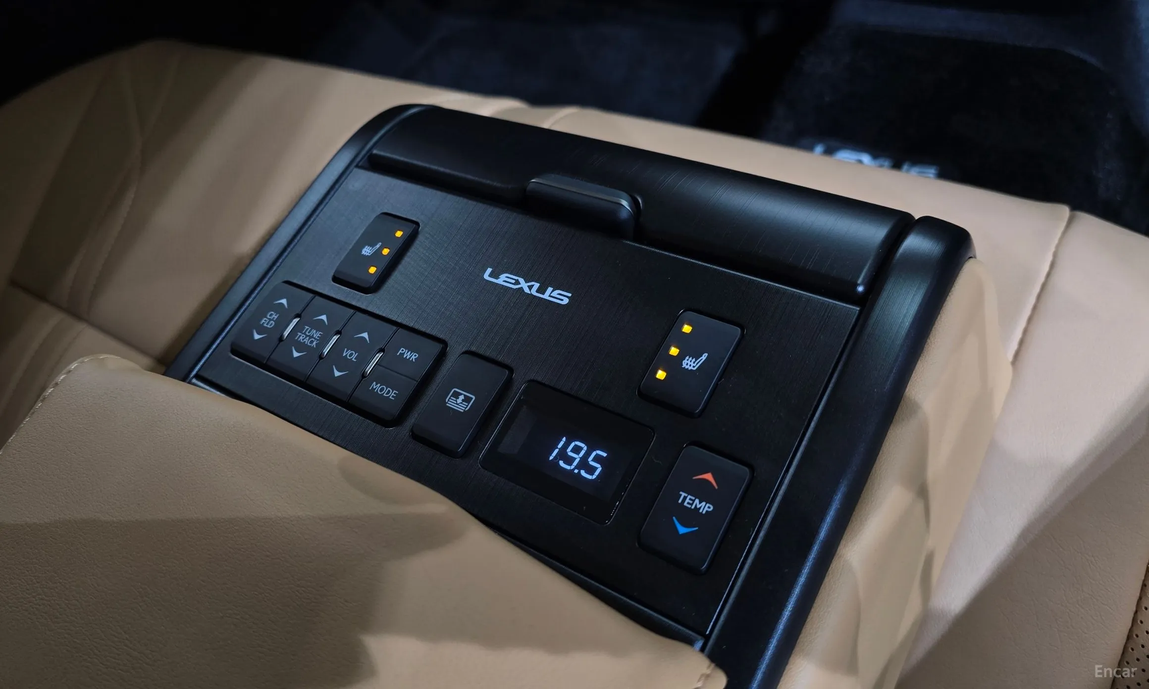 Lexus ES300h 7th Generation превью 18