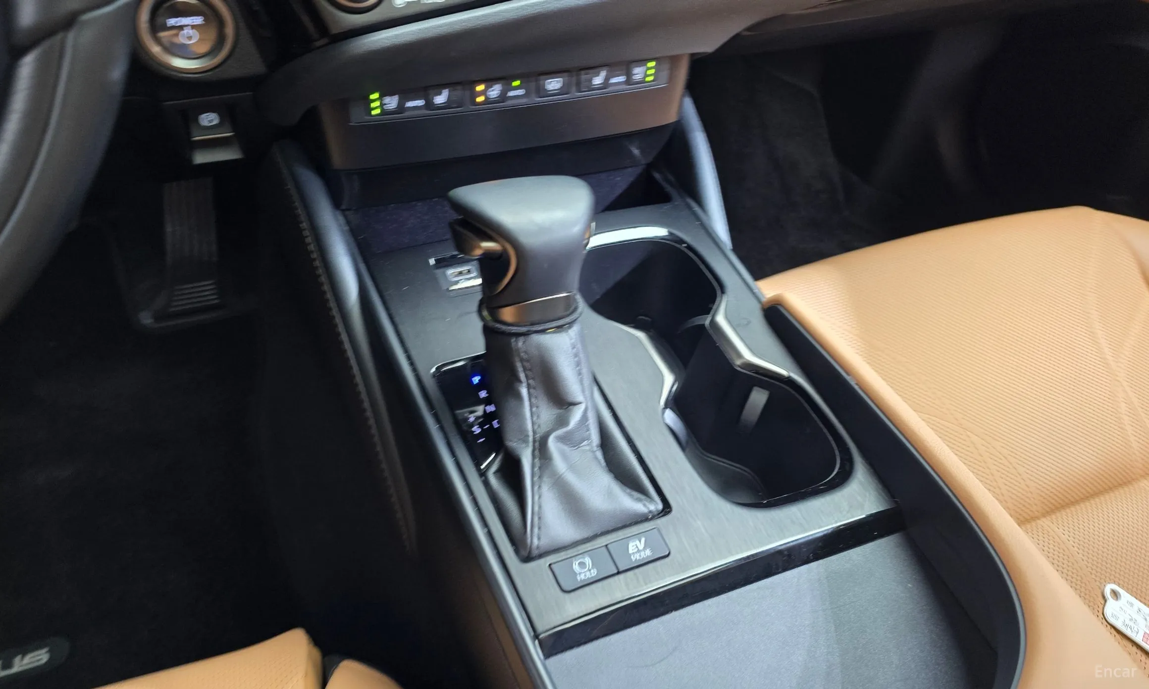 Lexus ES300h 7th Generation превью 9