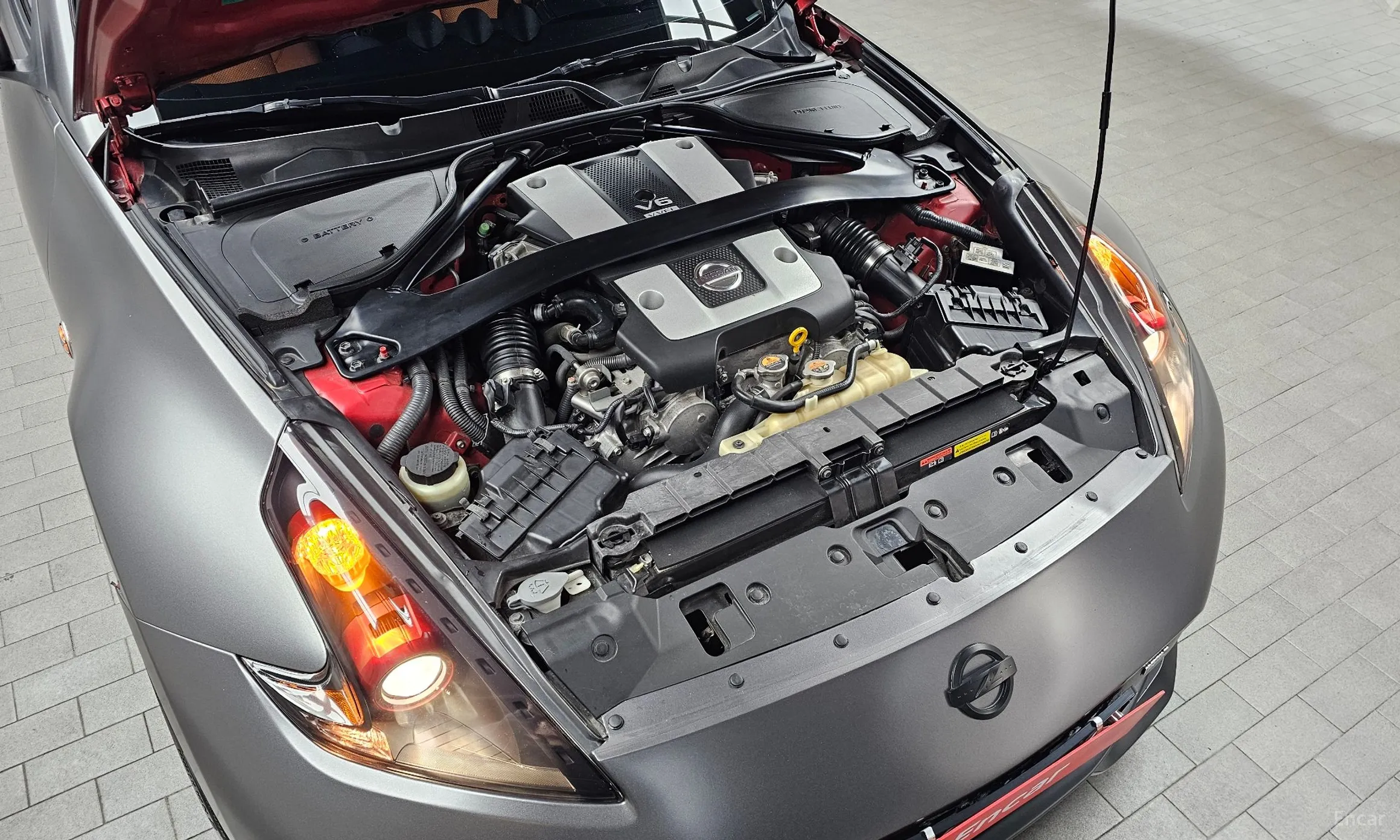 Nissan 370Z превью 6