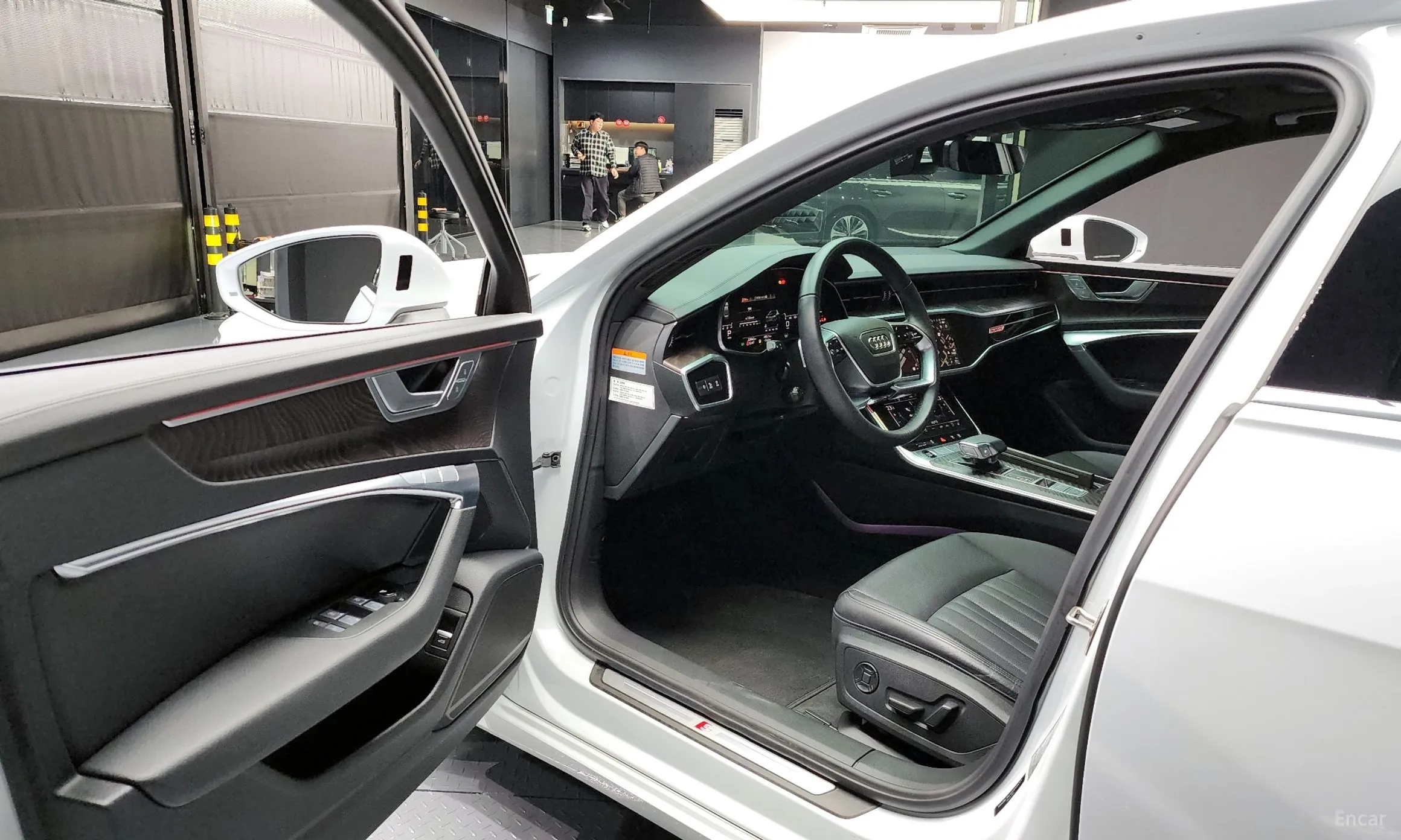 Audi A6 (C8) превью 10