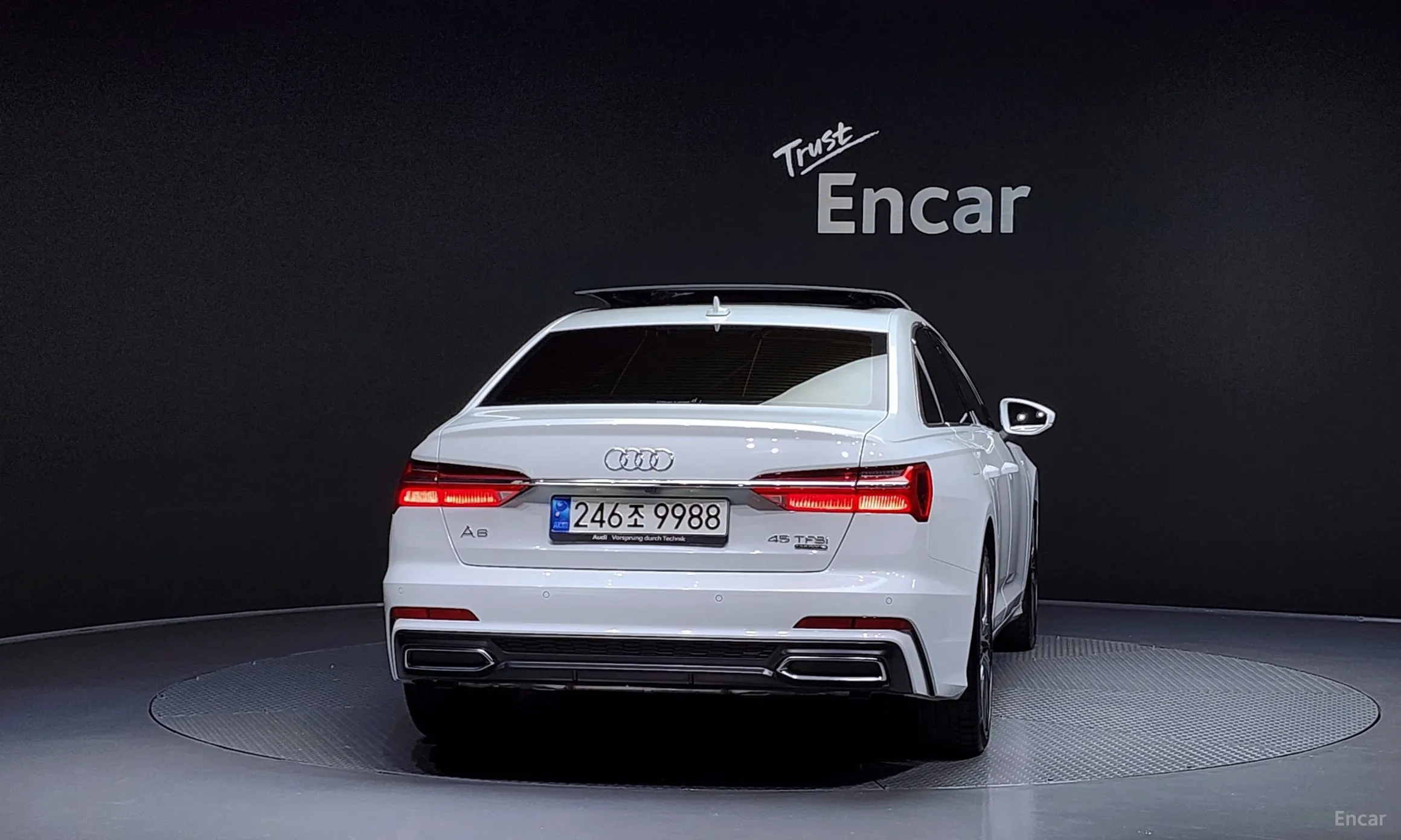 Audi A6 (C8) превью 4