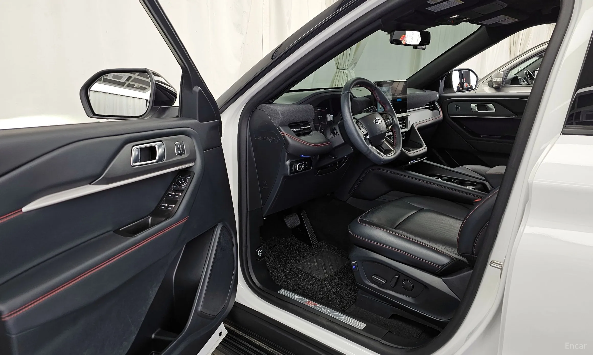 Ford Explorer 6th Generation превью 10