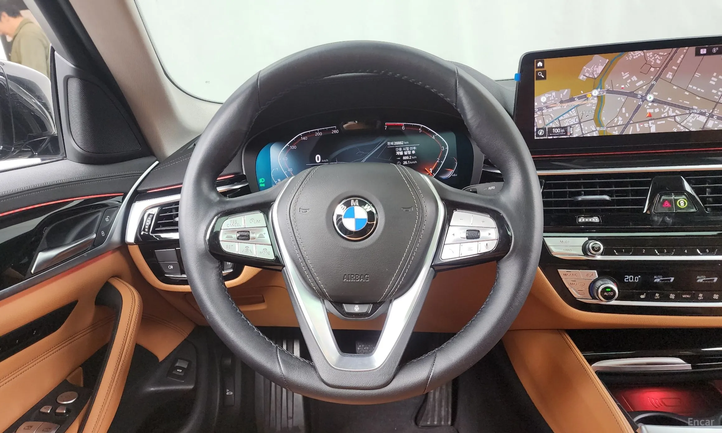 BMW 5 Series (G30) превью 13