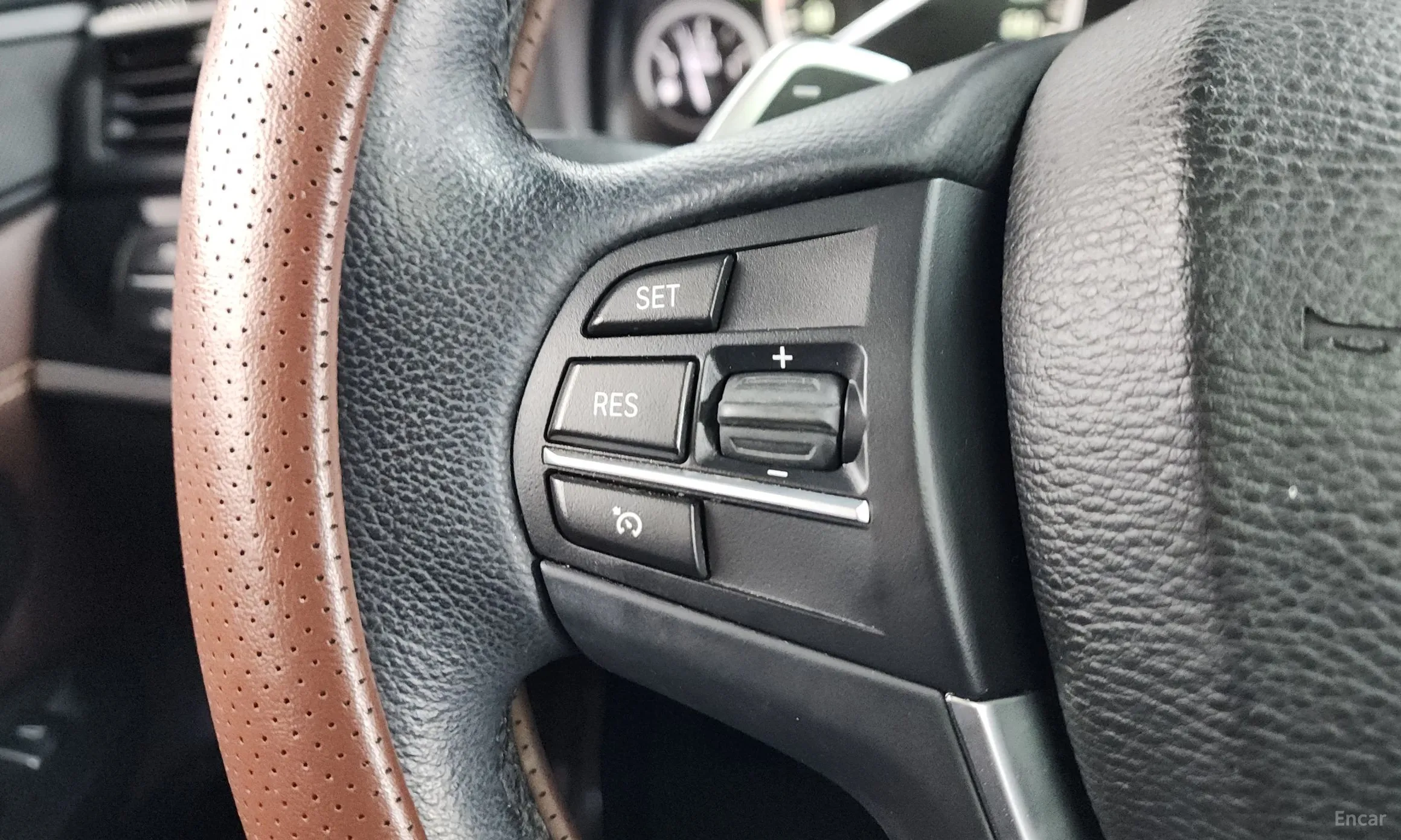 BMW X4 (F26) превью 16