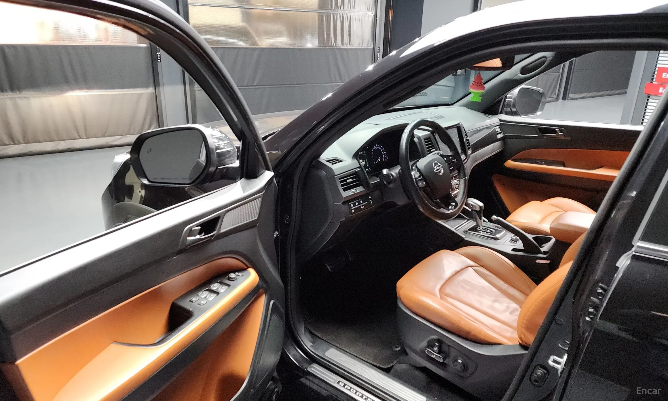 KG Mobility (SsangYong) Rexton Sports превью 10