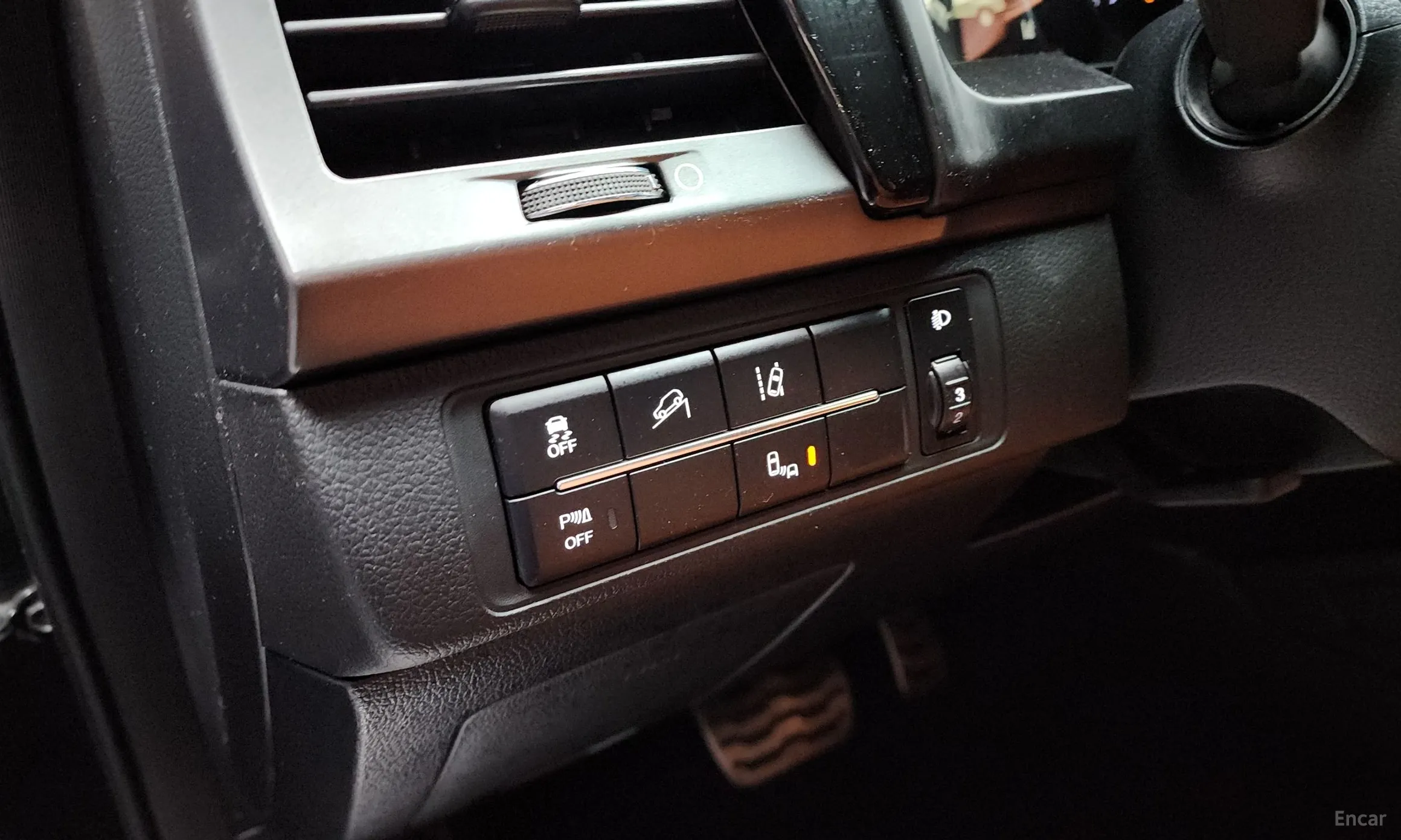 KG Mobility (SsangYong) Rexton Sports превью 18