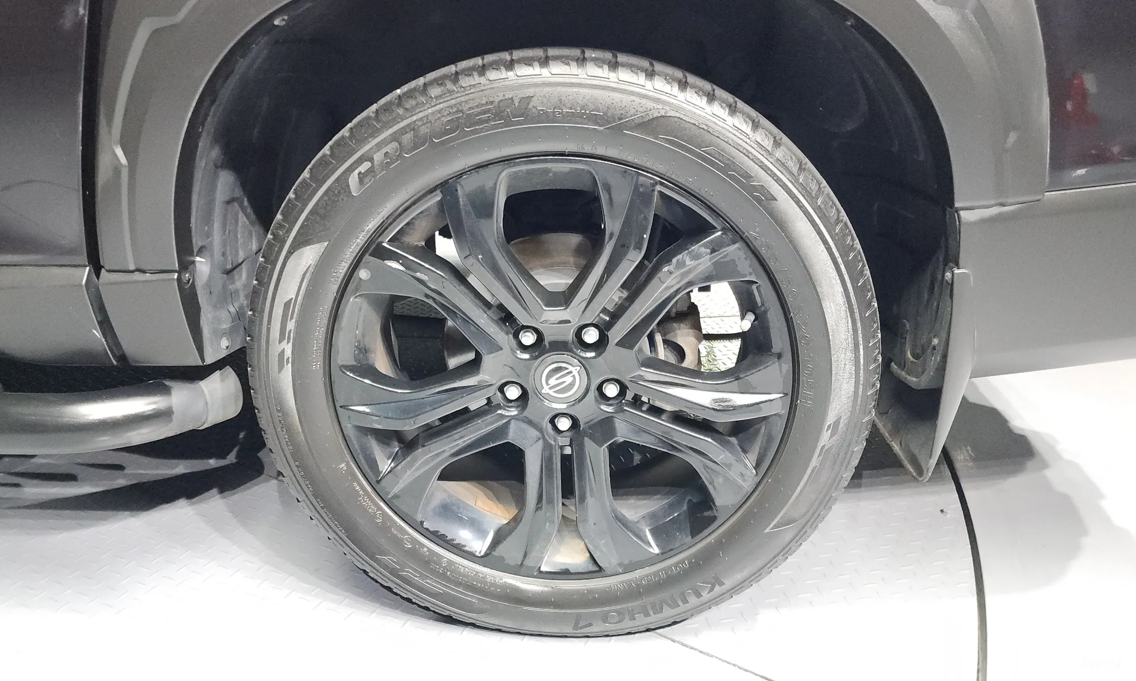 KG Mobility (SsangYong) Rexton Sports превью 5