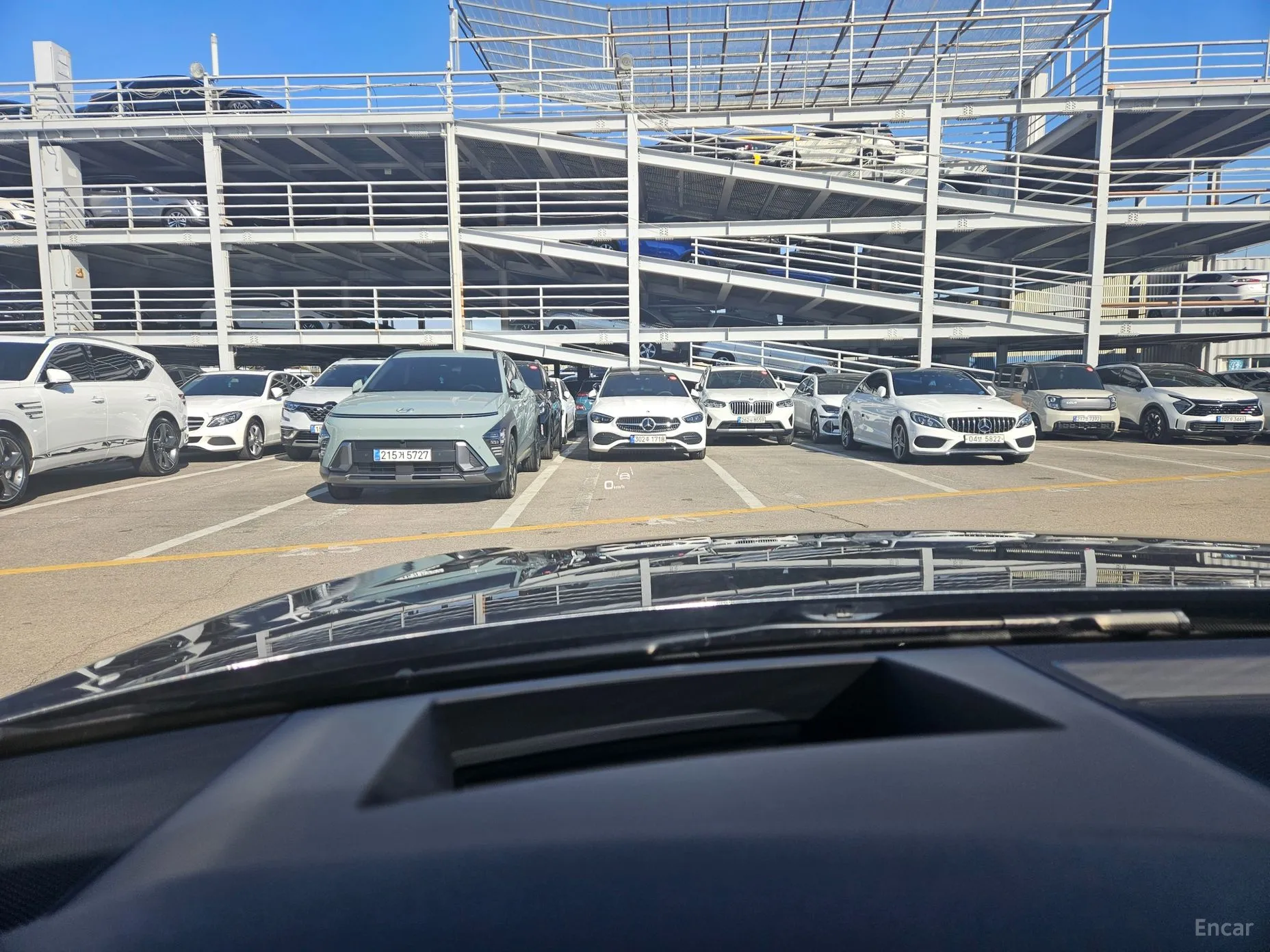 Audi A6 (C8) превью 18