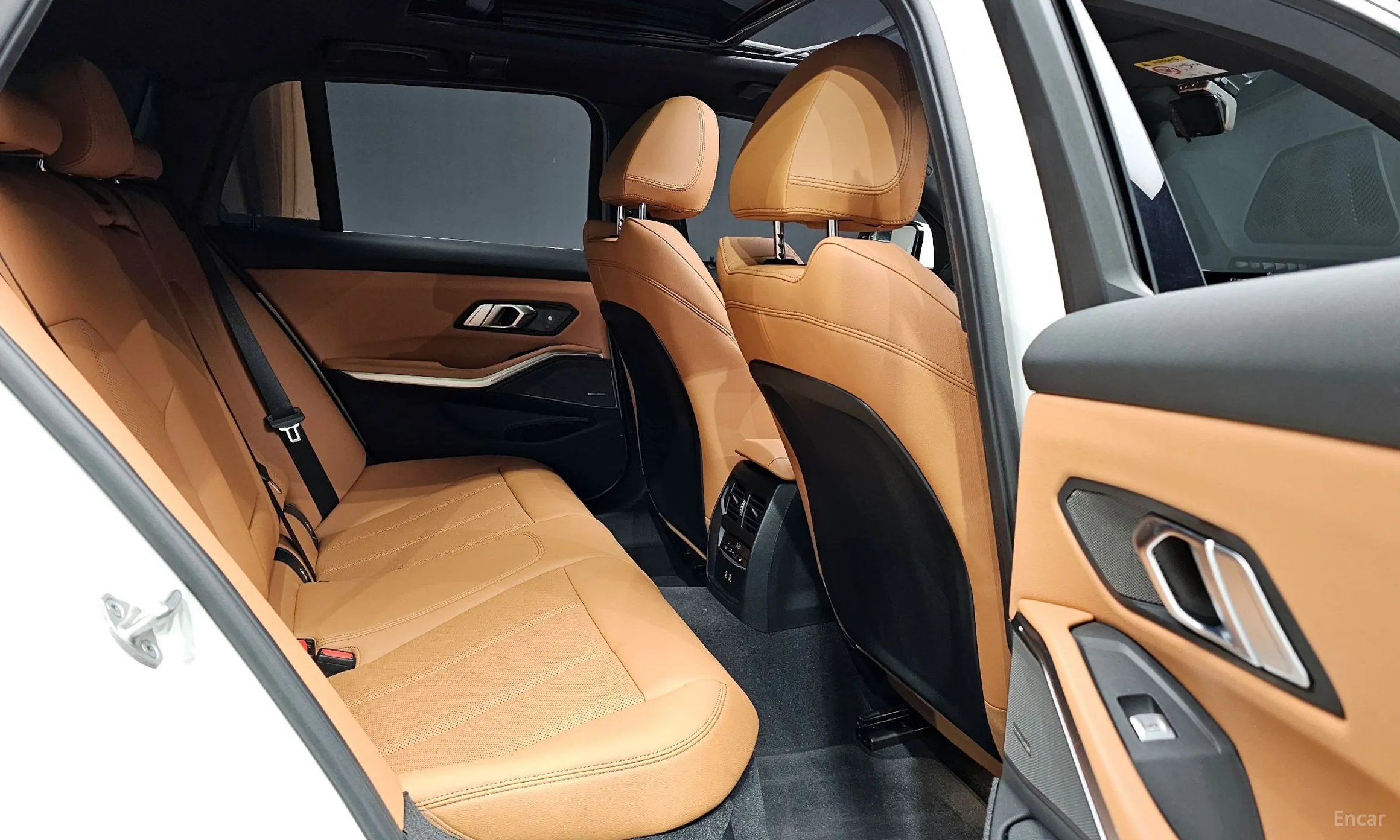 BMW 3 Series (G20) превью 11