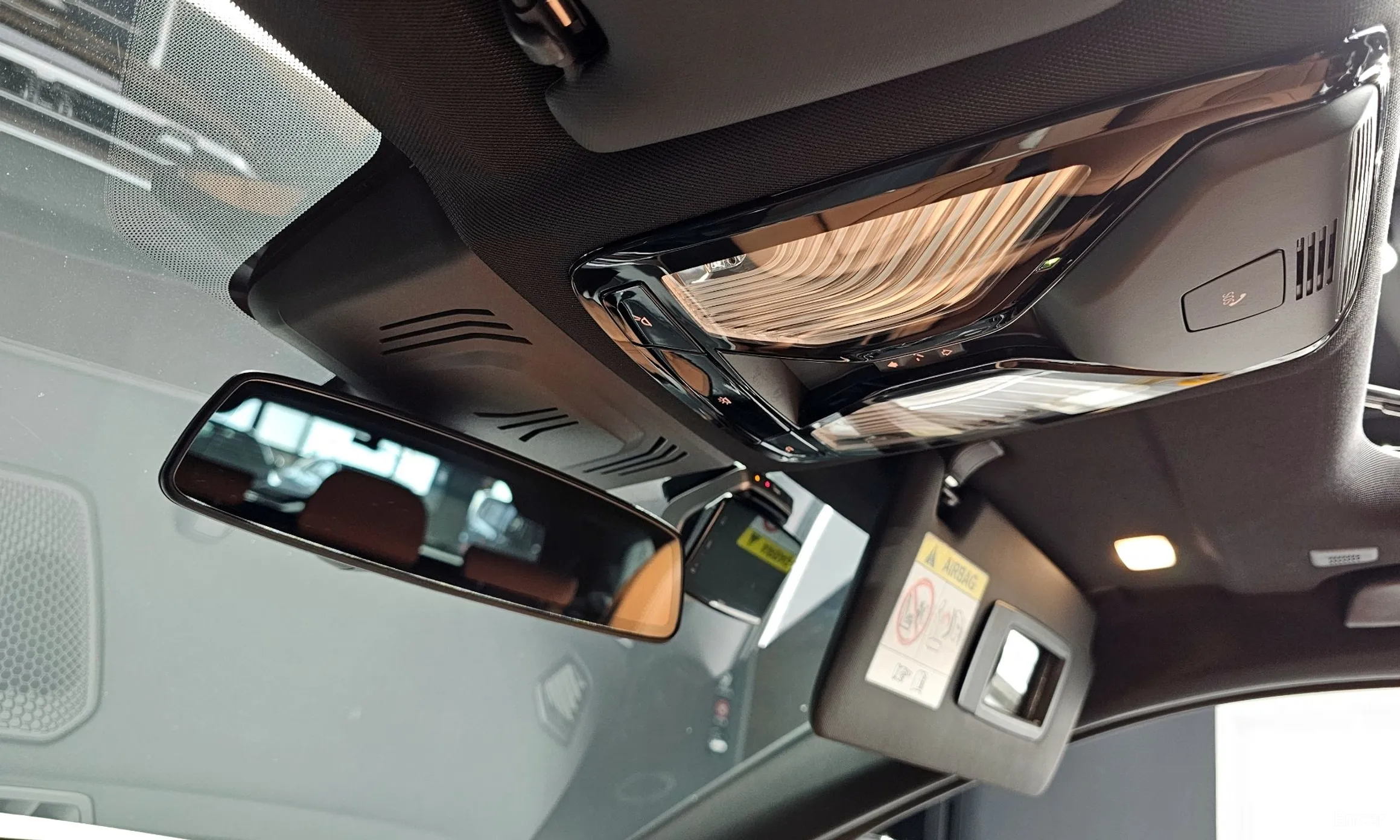 BMW 3 Series (G20) превью 18