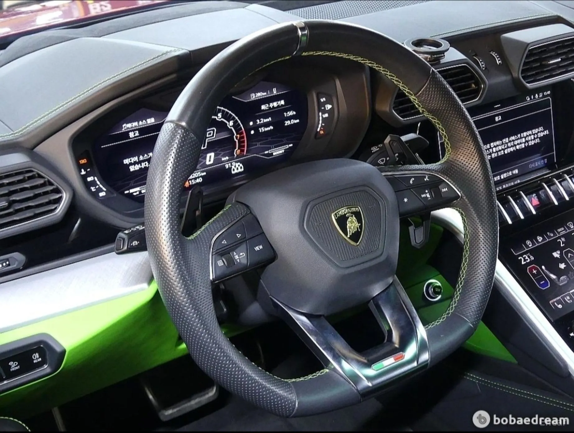 Lamborghini Urus превью 16