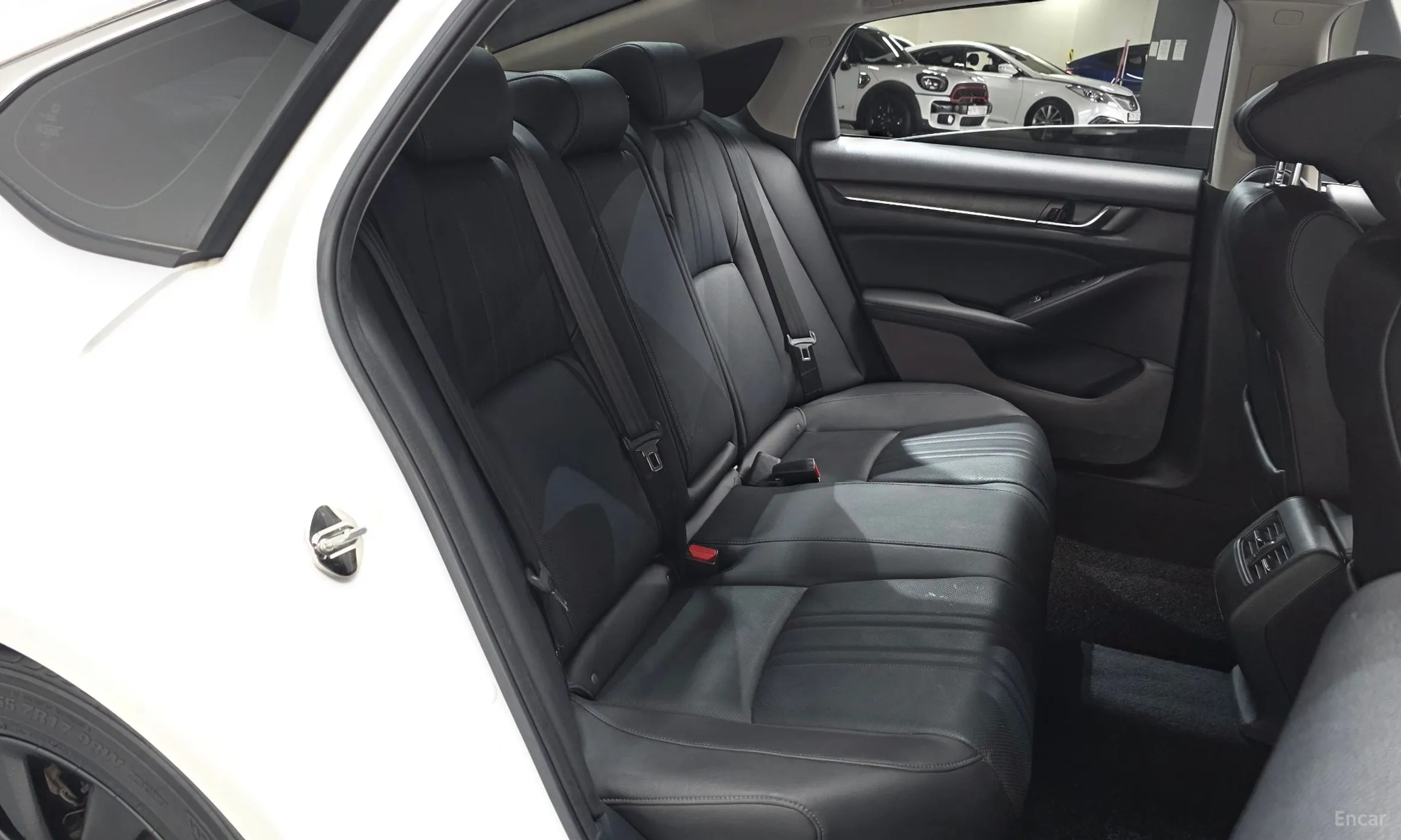 Honda Accord 10th Generation превью 12
