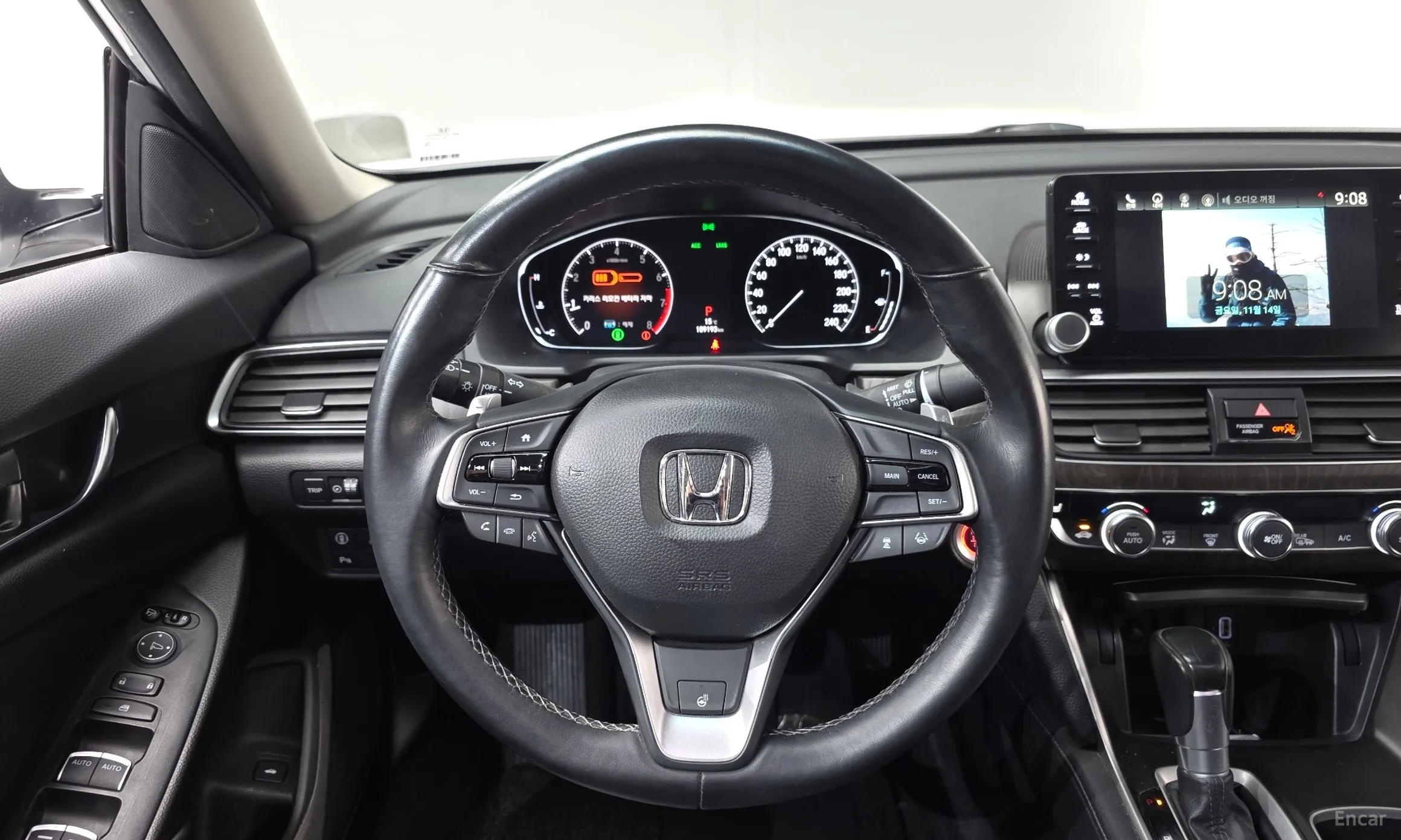 Honda Accord 10th Generation превью 13