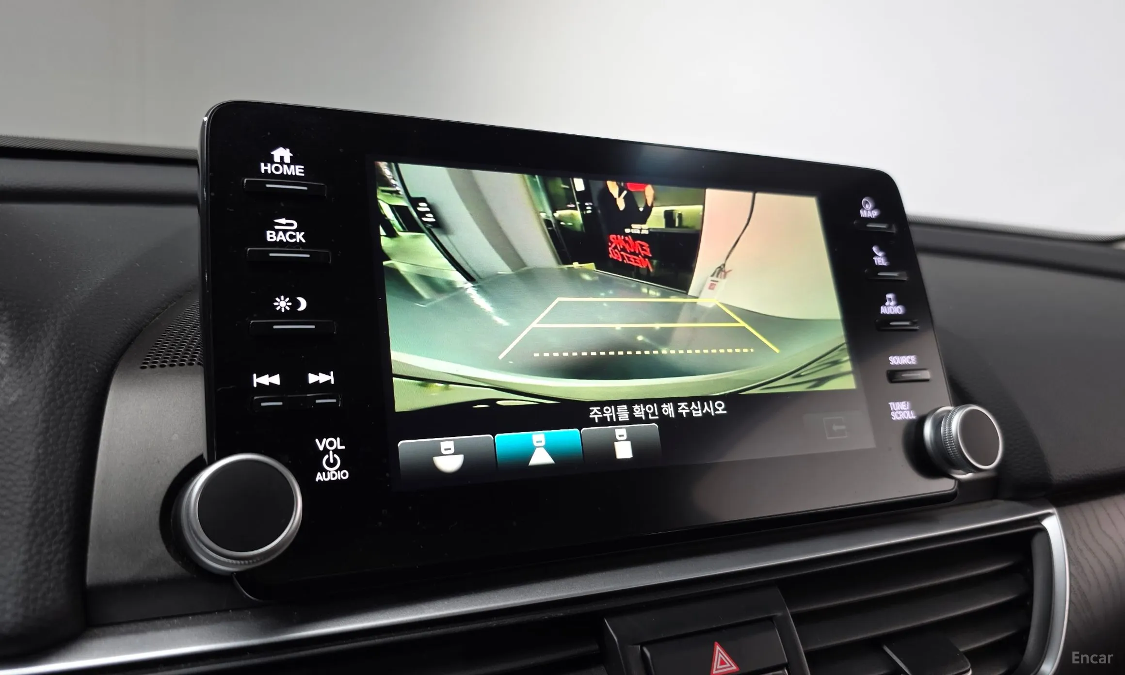 Honda Accord 10th Generation превью 14