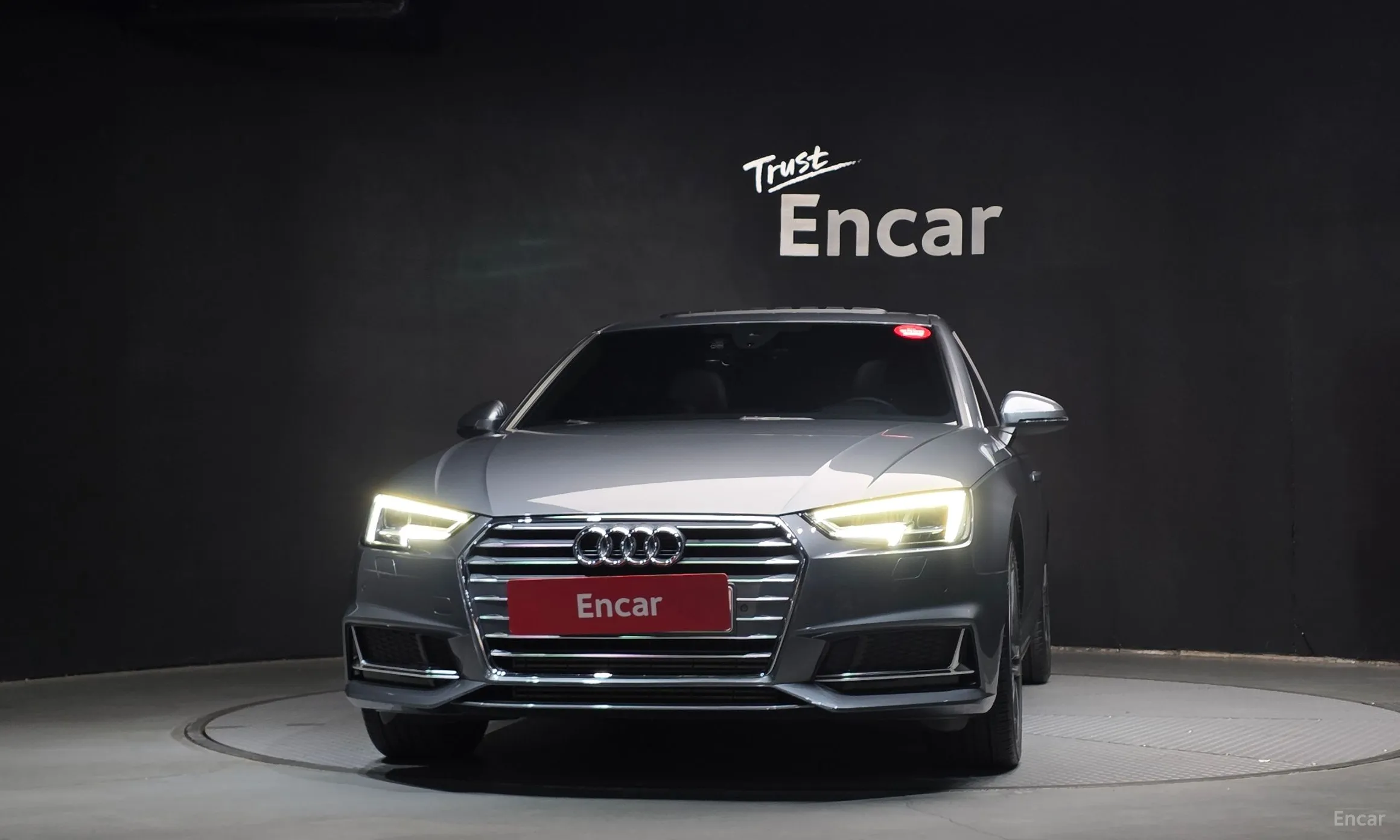 Audi A4 (B9) превью 3