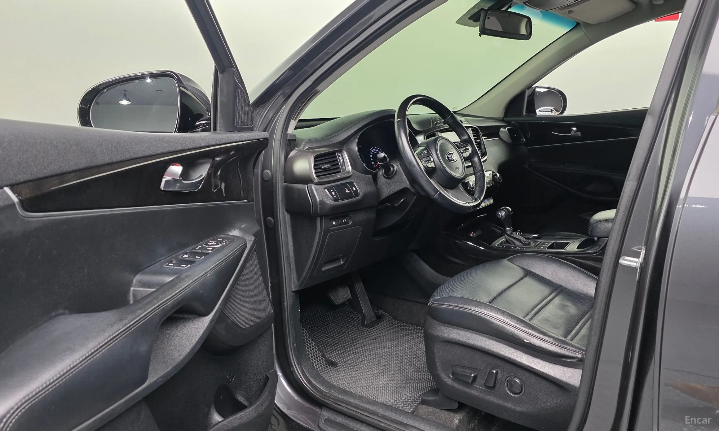 Kia Sorento превью 11