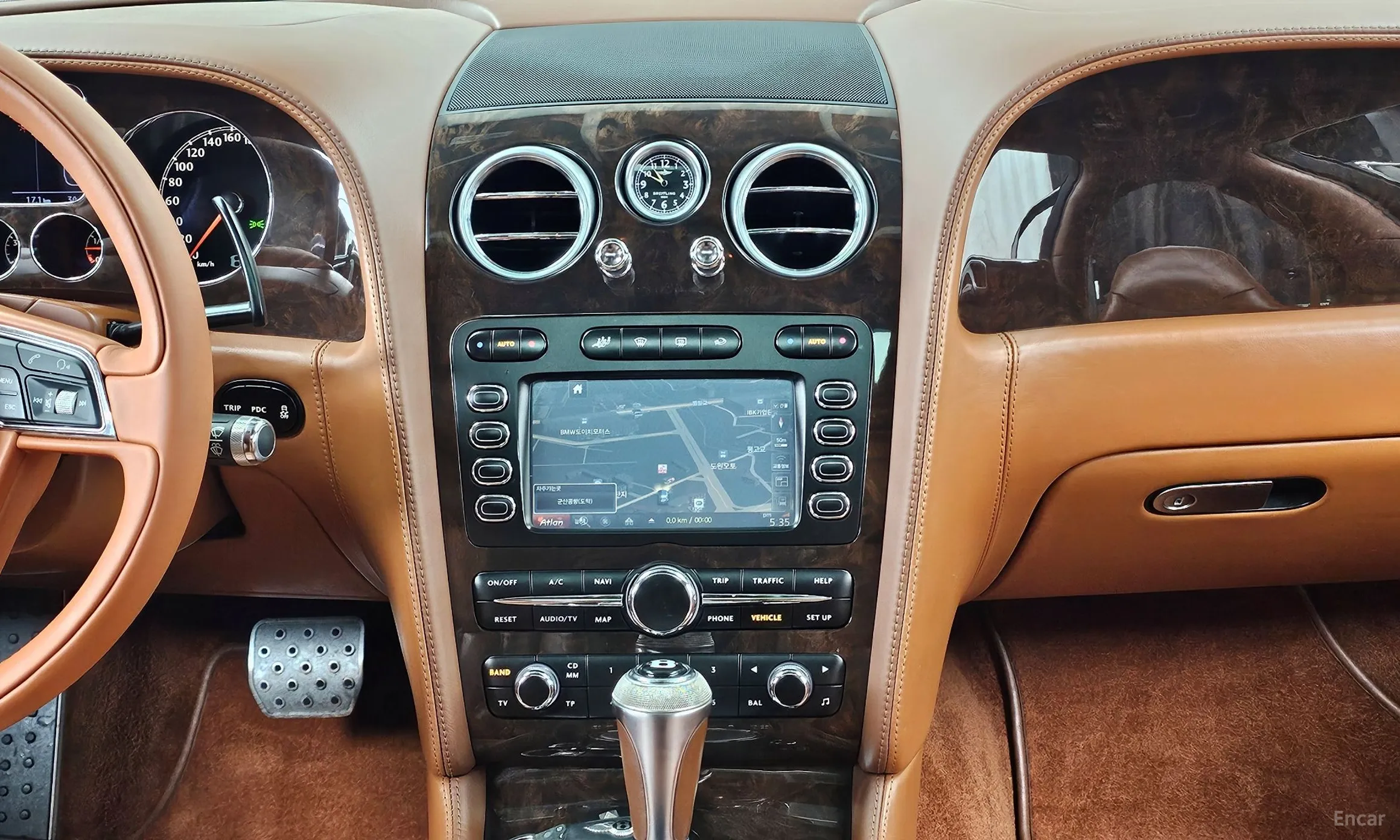 Bentley Flying Spur Gen 1 превью 14