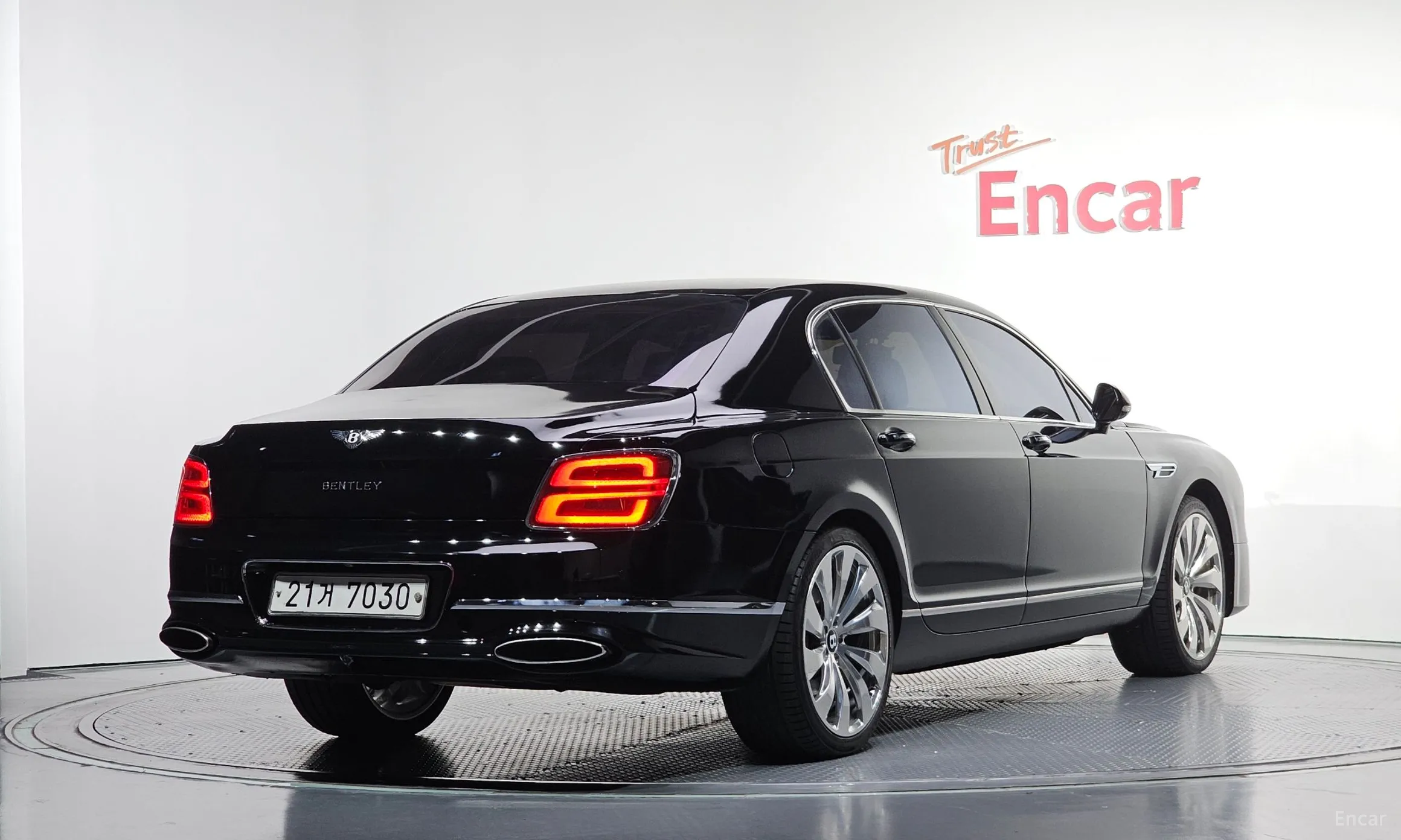 Bentley Flying Spur Gen 1