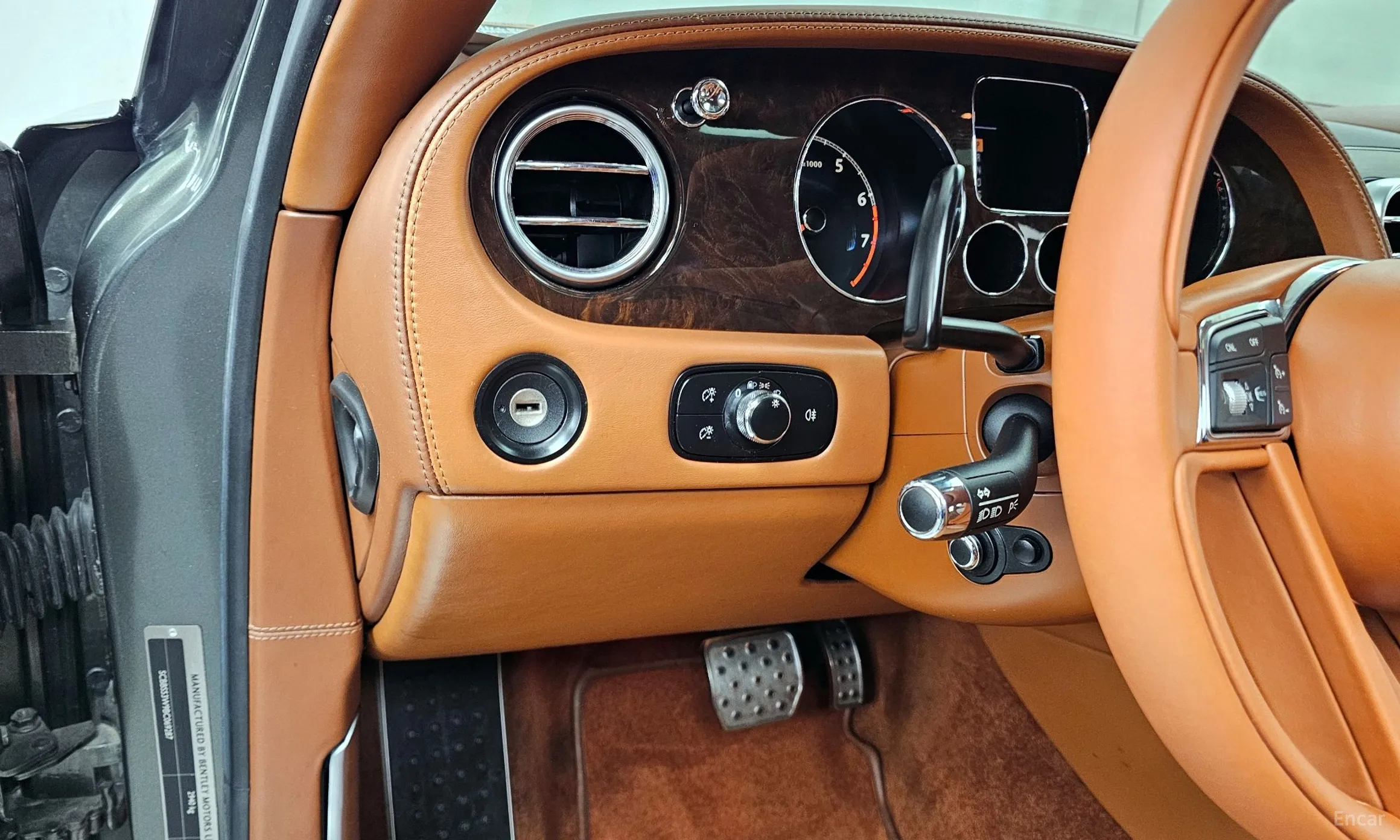 Bentley Flying Spur Gen 1 превью 16