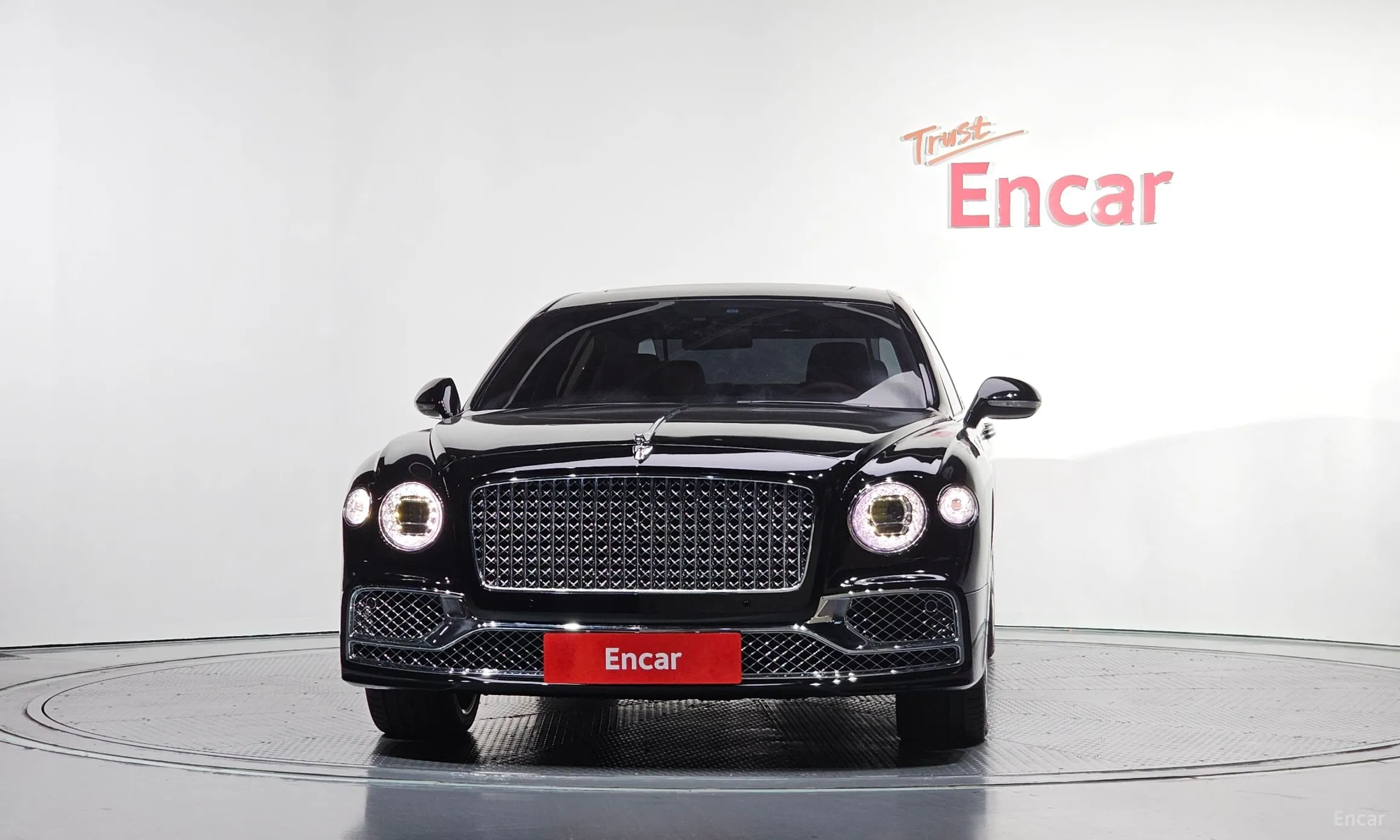 Bentley Flying Spur Gen 1 превью 3