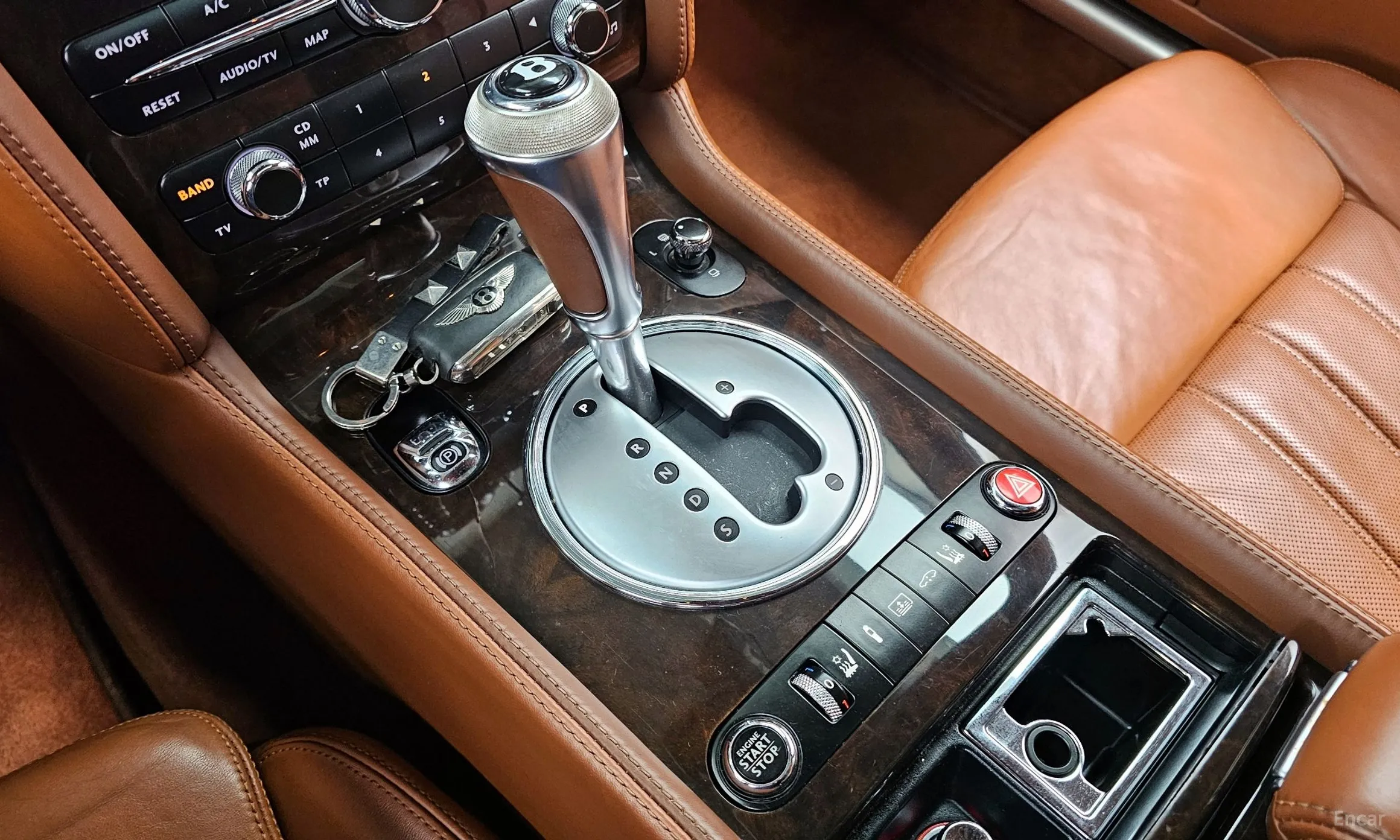 Bentley Flying Spur Gen 1 превью 9