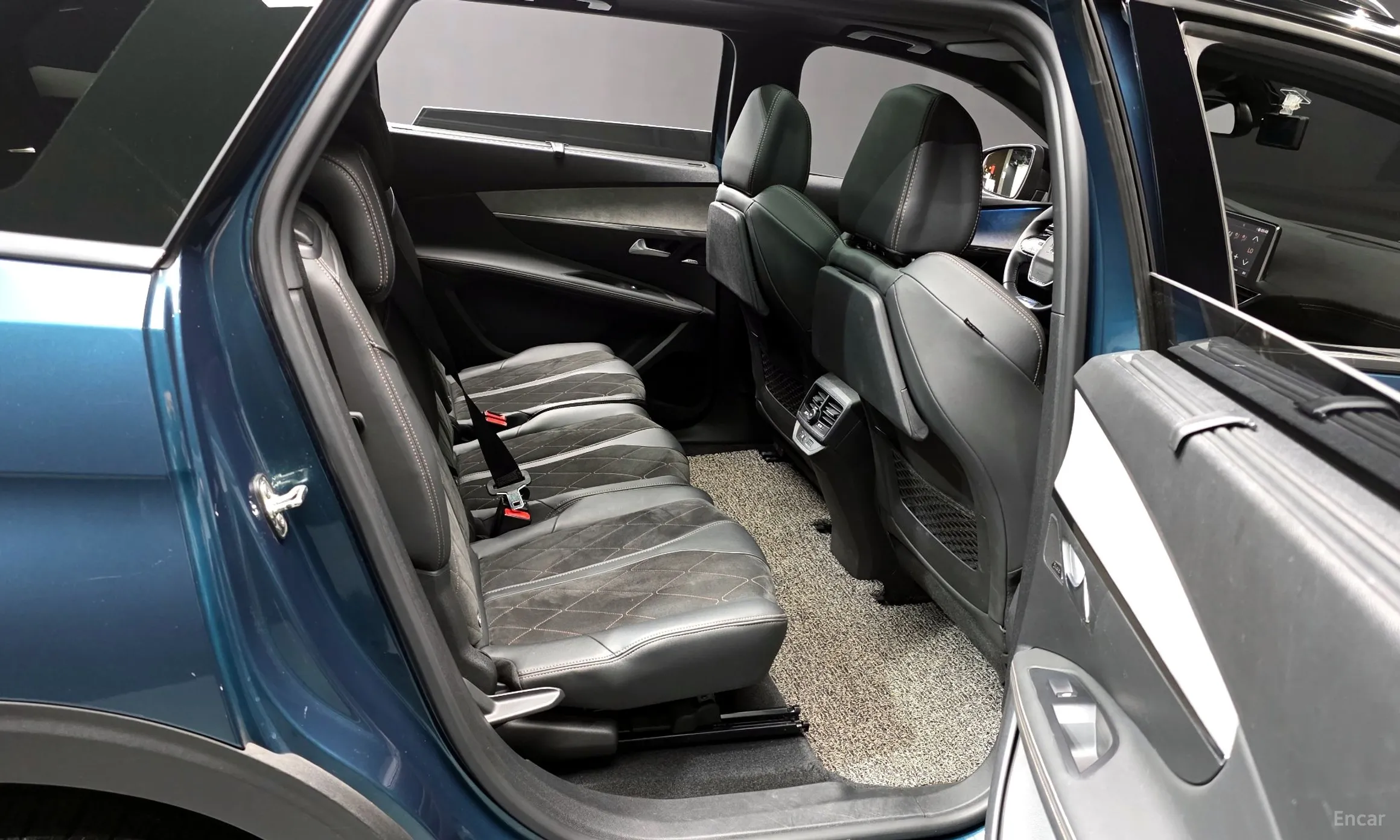 Peugeot 5008 2nd generation превью 12