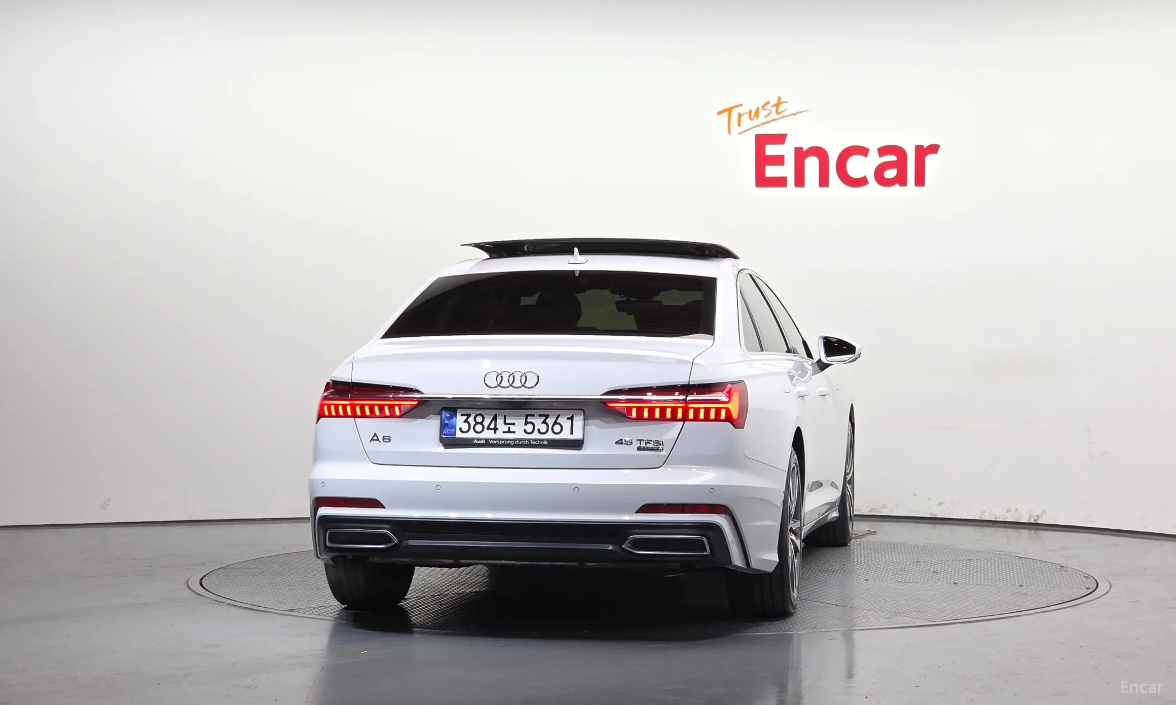 Audi A6 (C8) превью 4