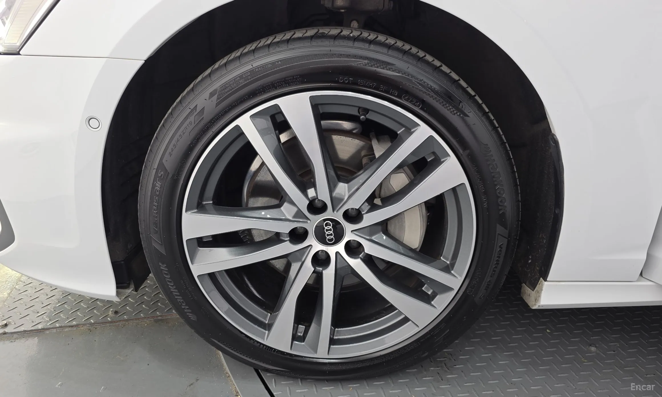 Audi A6 (C8) превью 5