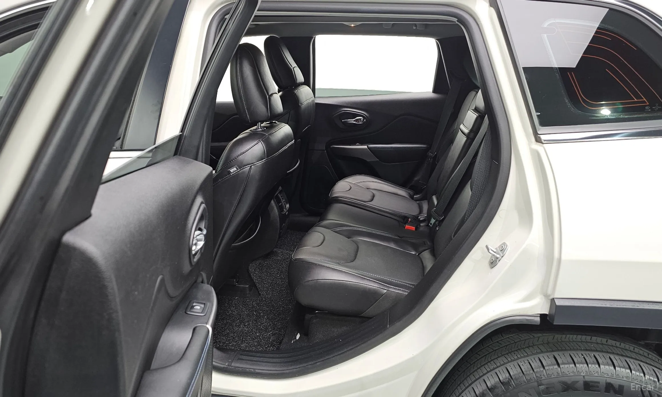 Jeep Cherokee (KL) превью 11