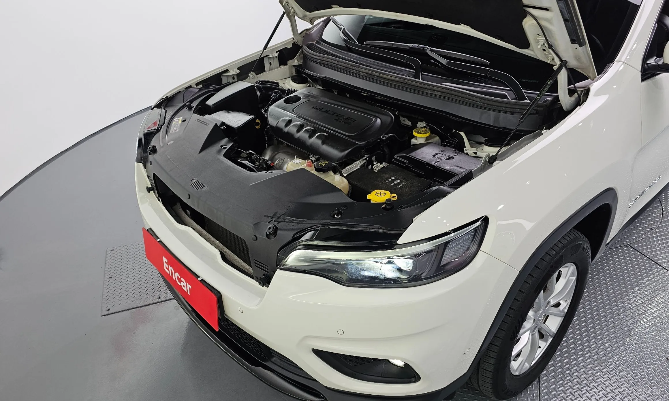 Jeep Cherokee (KL) превью 6