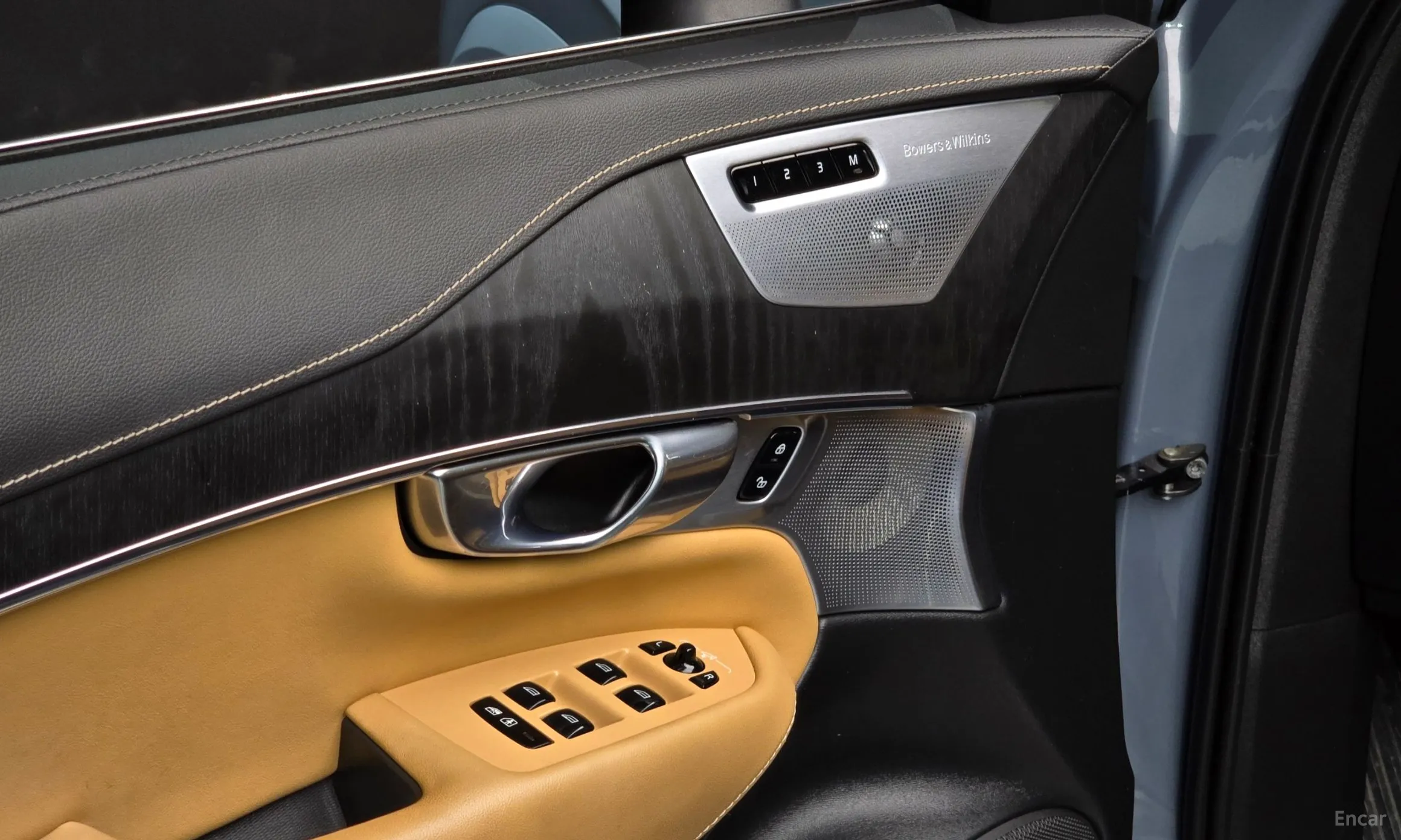 Volvo XC90 Gen 2 превью 17
