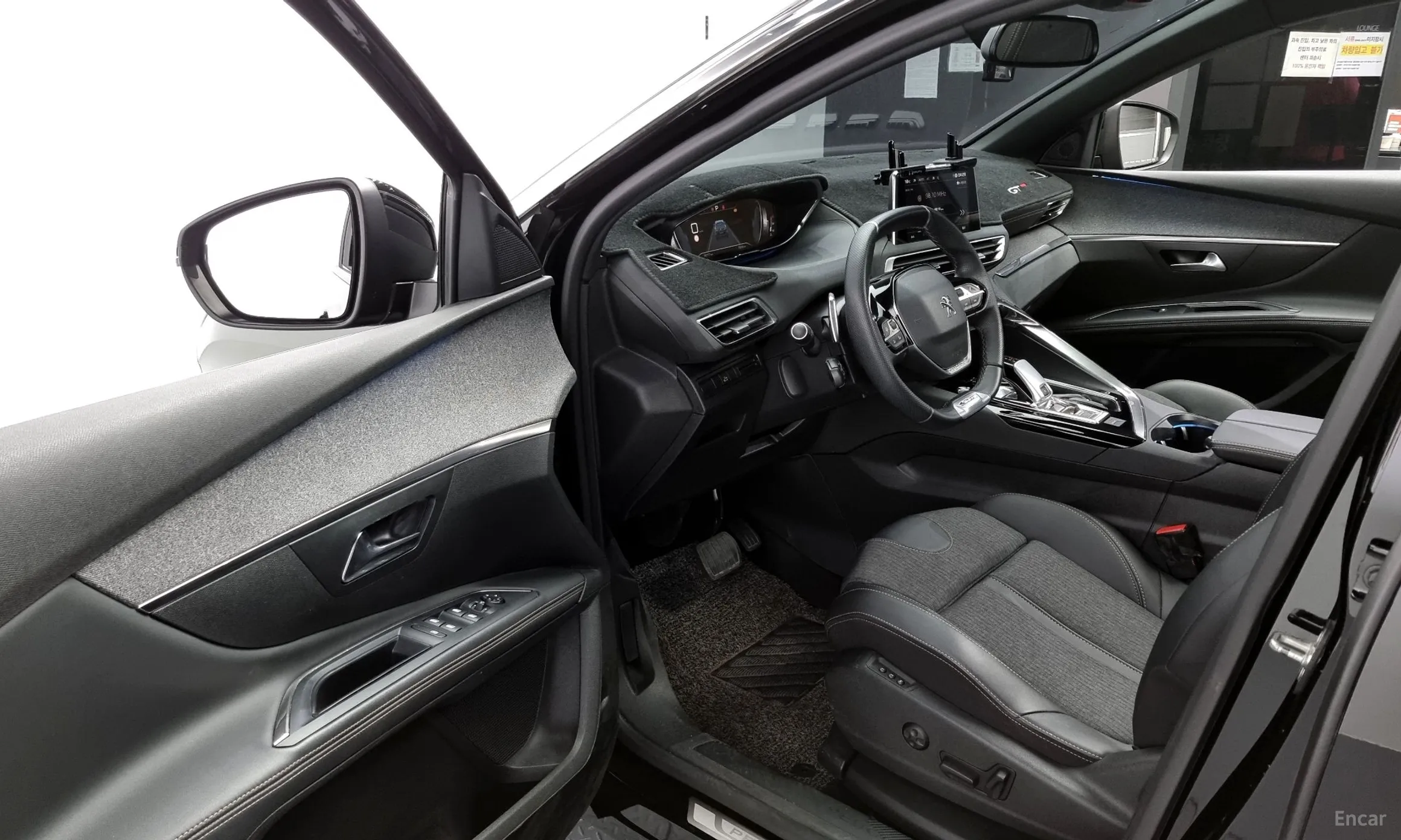 Peugeot 5008 2nd generation превью 10