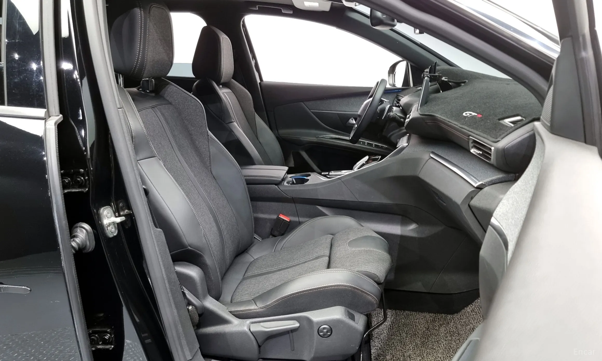 Peugeot 5008 2nd generation превью 11