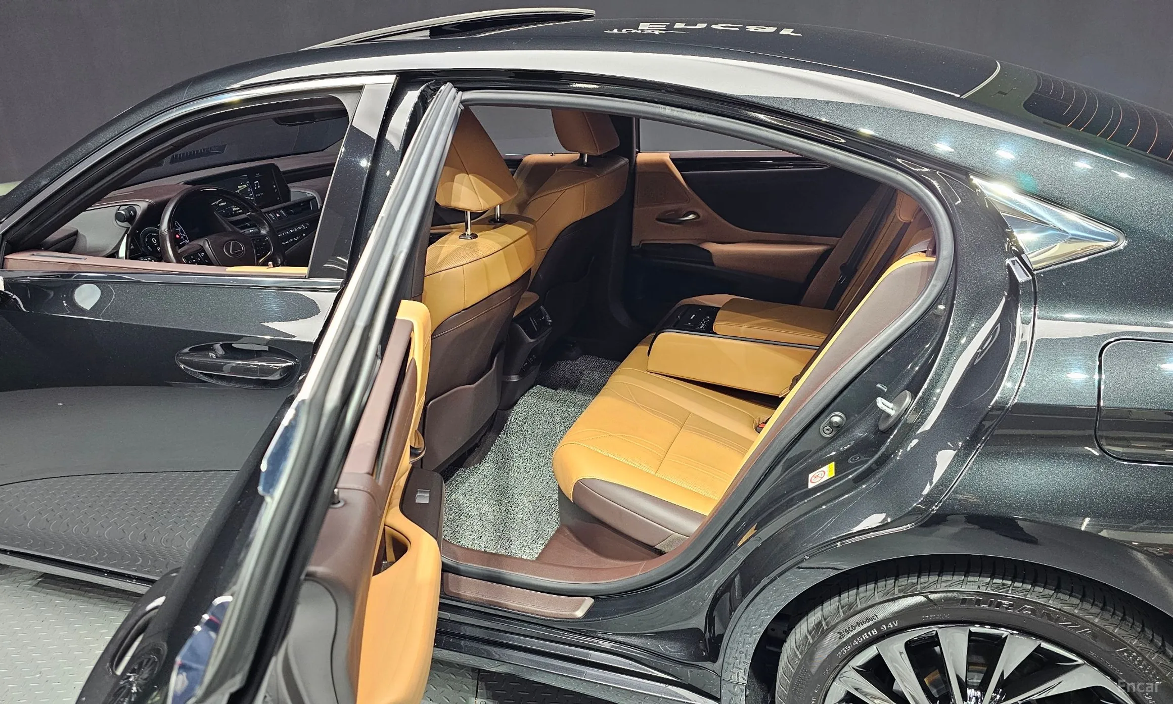Lexus ES300h 7th Generation превью 12