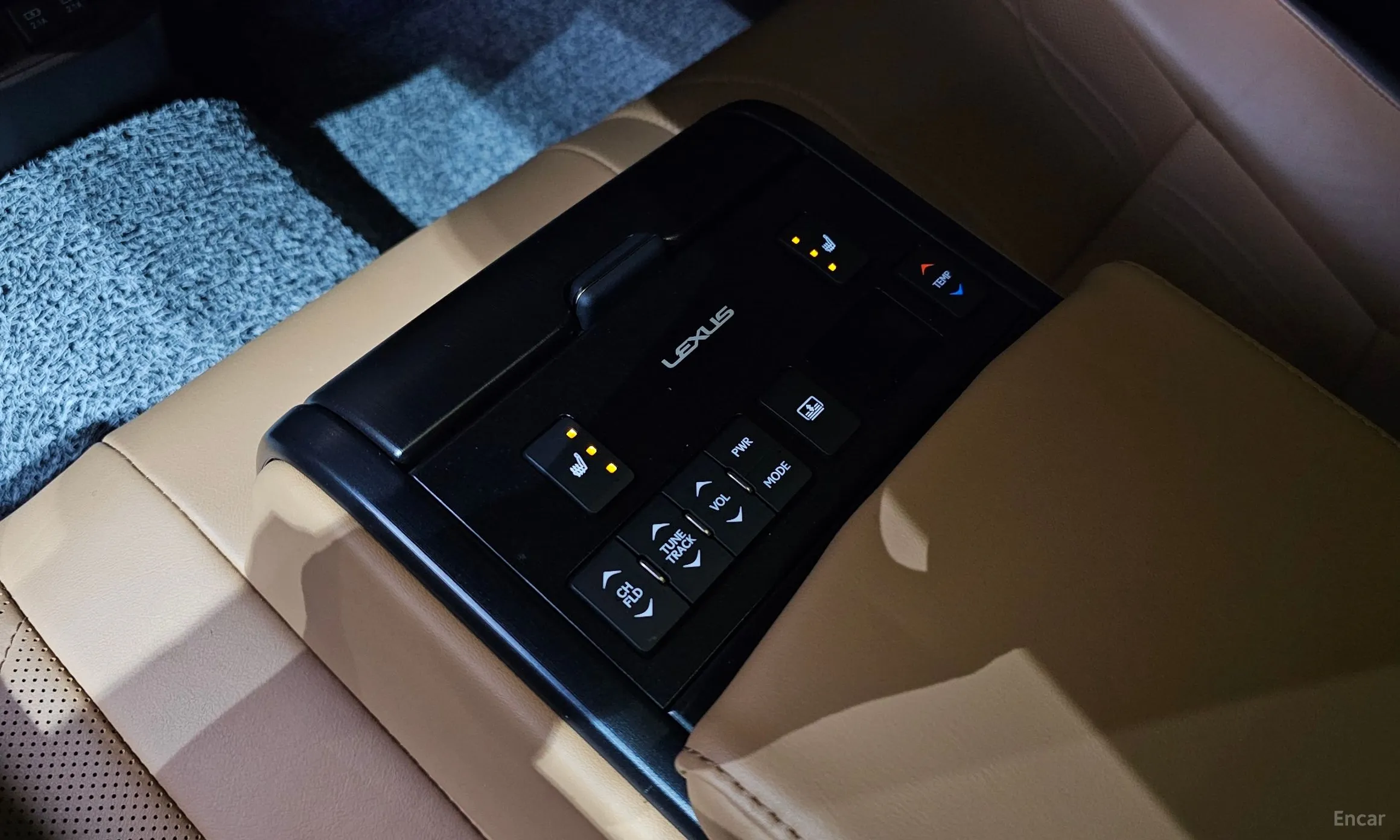 Lexus ES300h 7th Generation превью 18