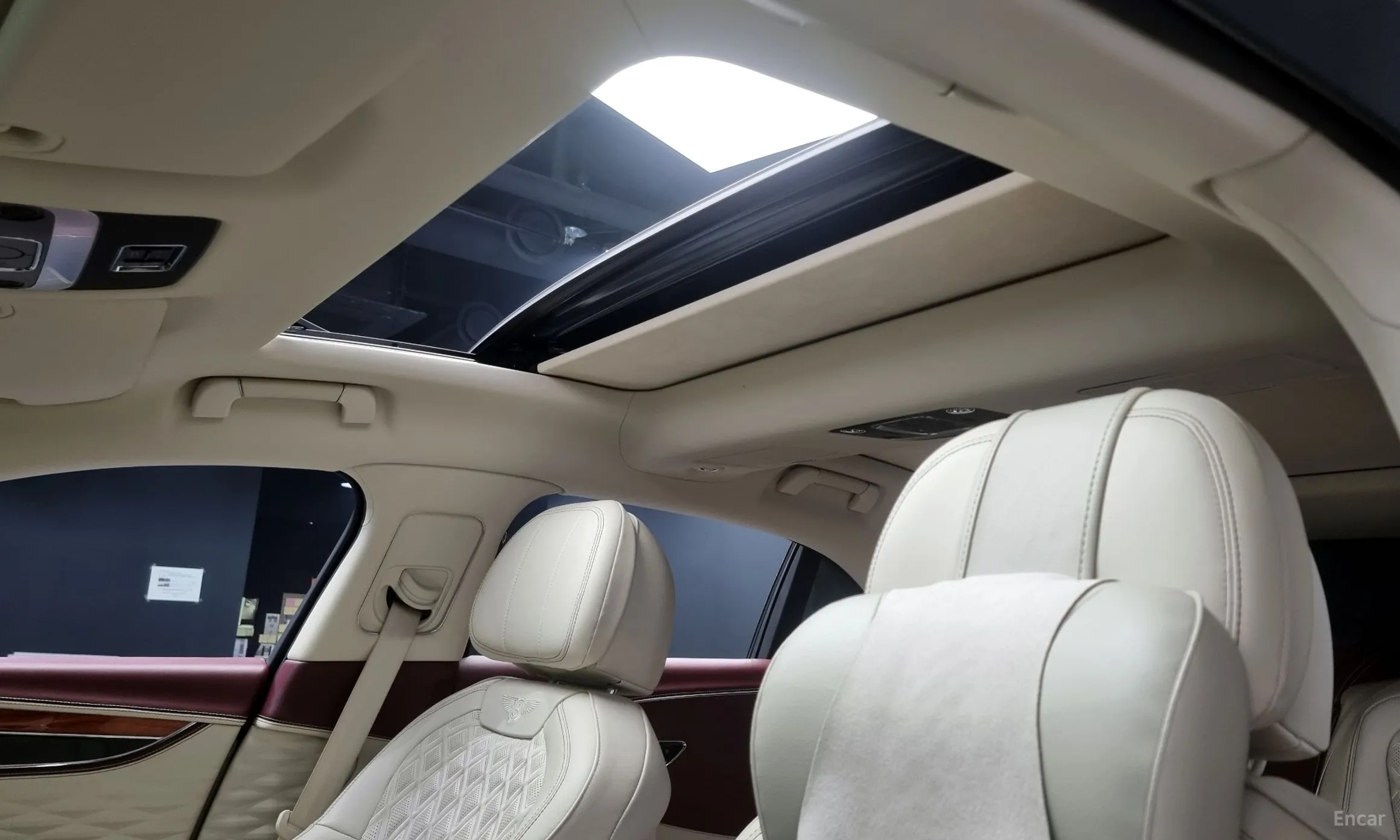 Bentley Flying Spur 3rd Generation превью 17