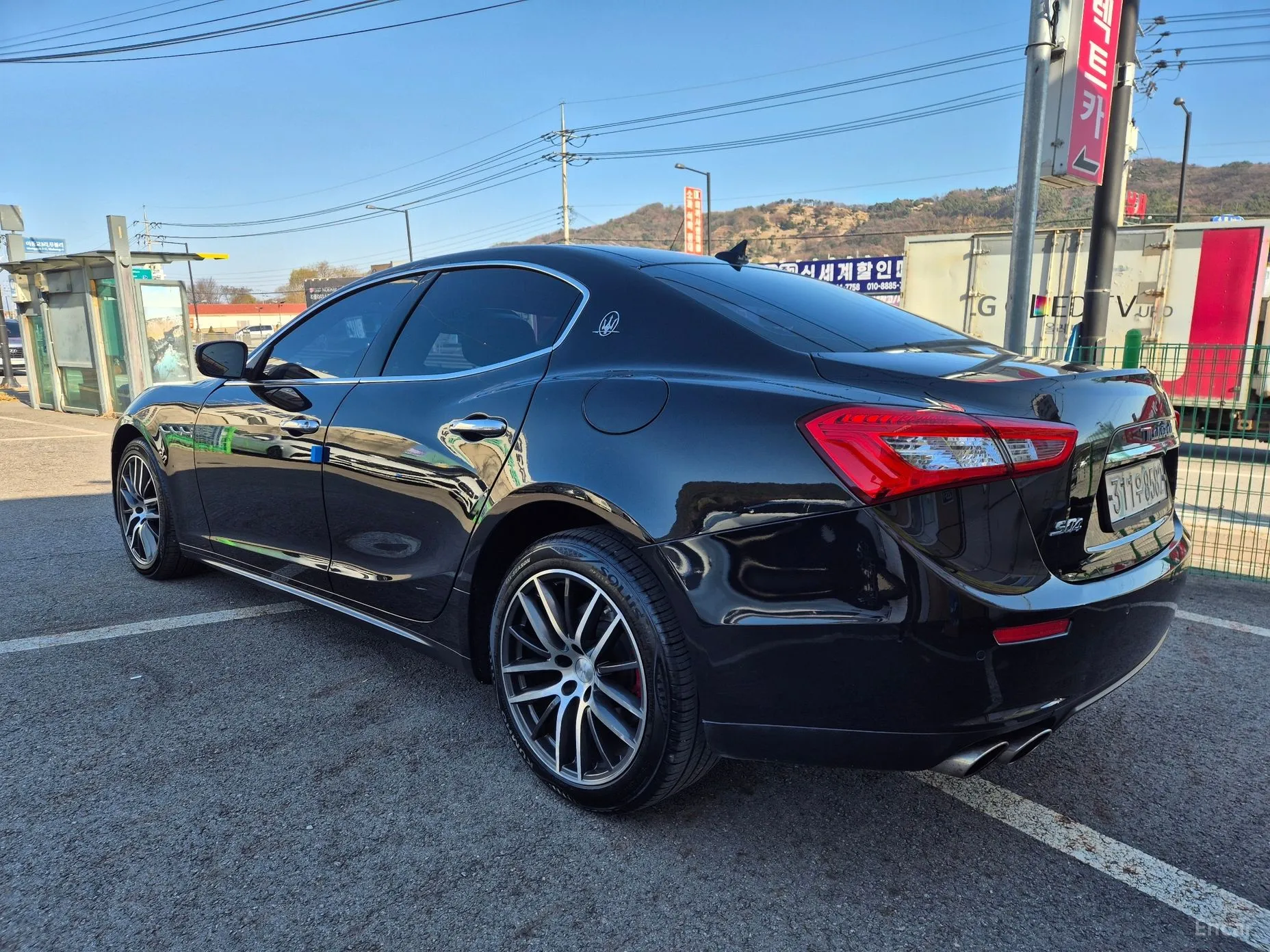 Maserati Ghibli превью 3