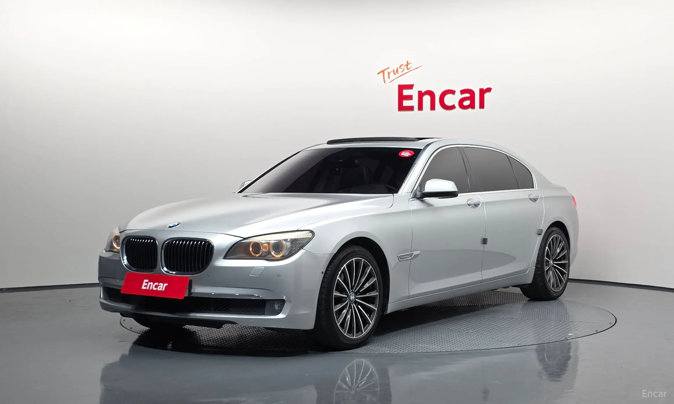 BMW 7 Series (F01)
