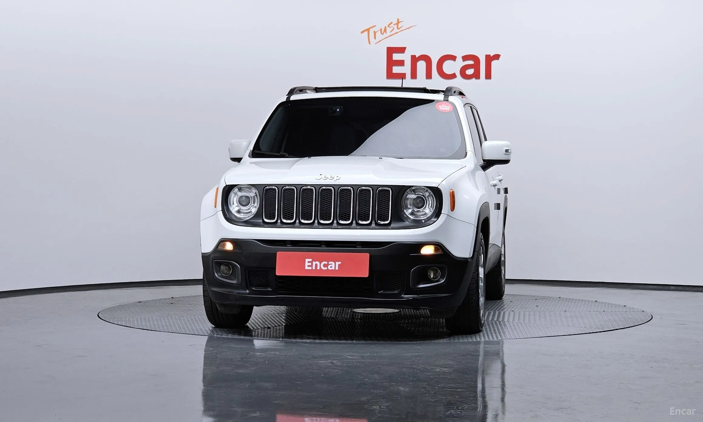 Jeep Renegade превью 3