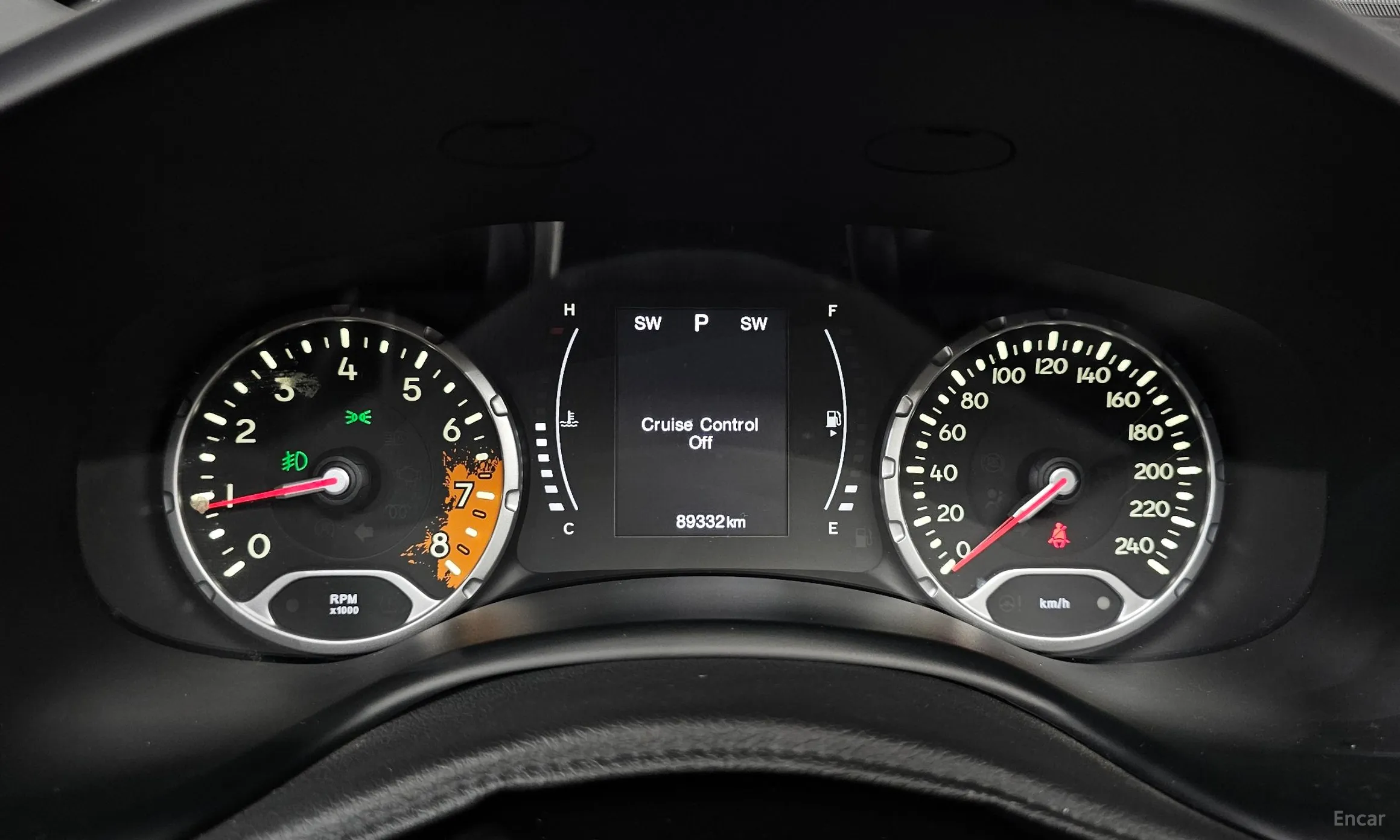 Jeep Renegade превью 8