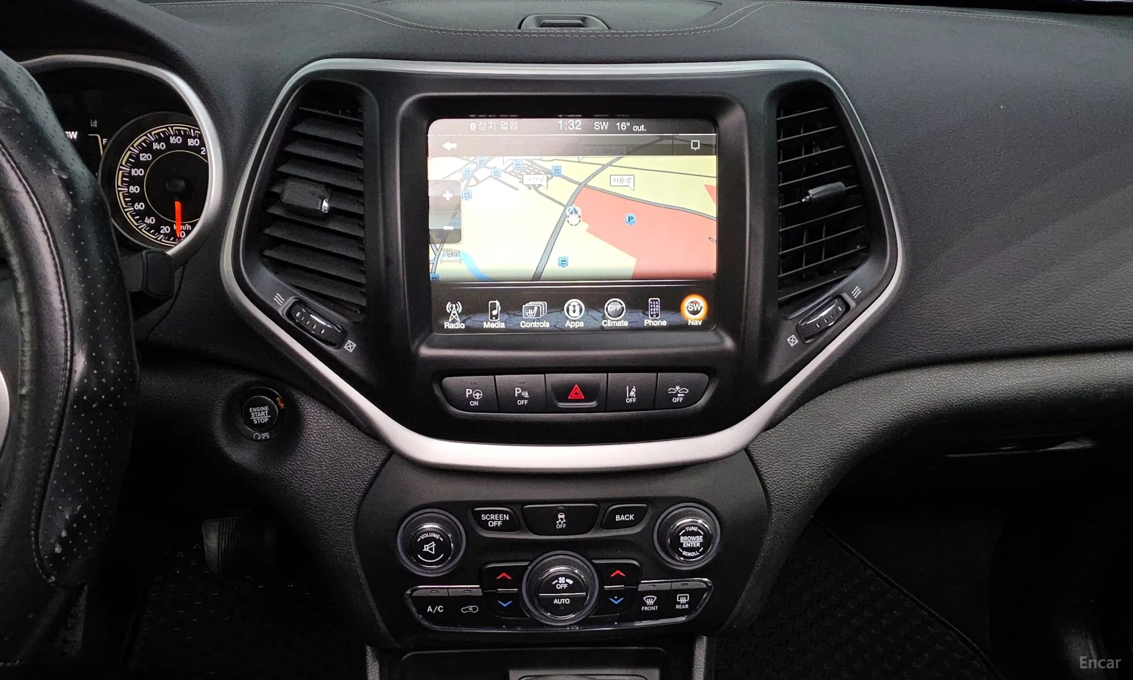 Jeep Cherokee (KL) превью 14
