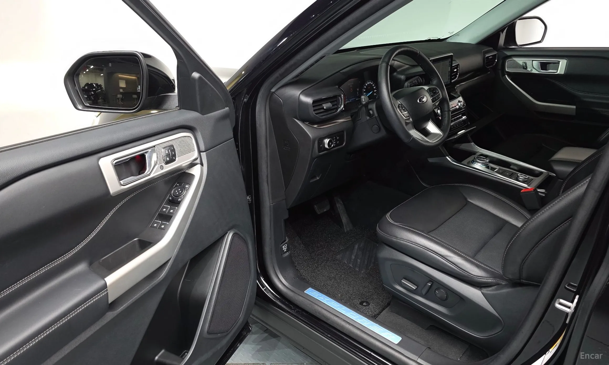 Ford Explorer 6th Generation превью 12