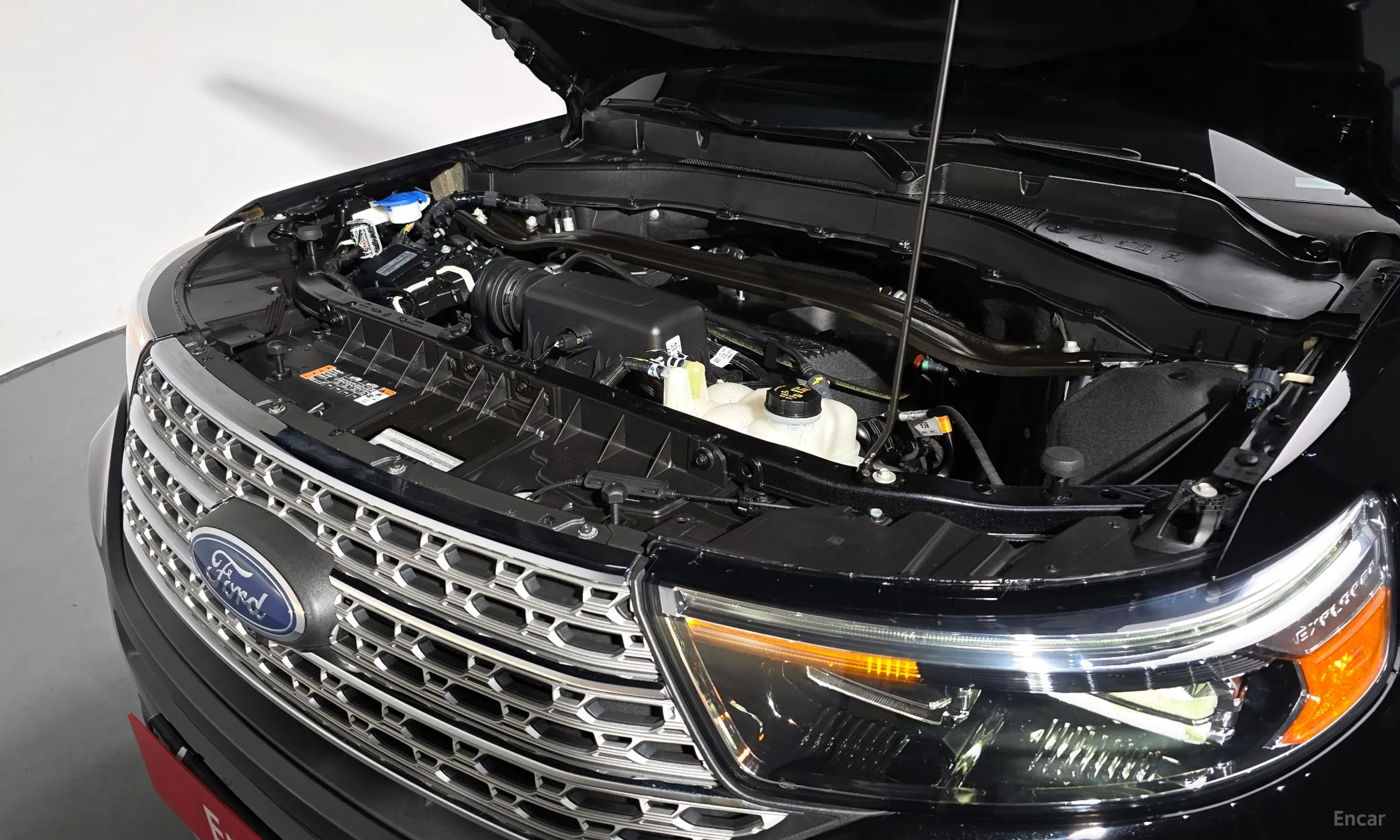 Ford Explorer 6th Generation превью 6